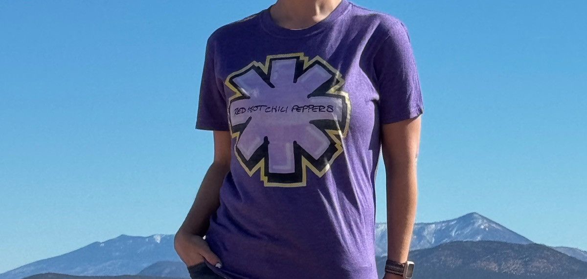 Vintage Red Hot Chili Peppers Getaway Tour Tee Size M Hoodie, Sweatshirt | FlexRushtees.com
