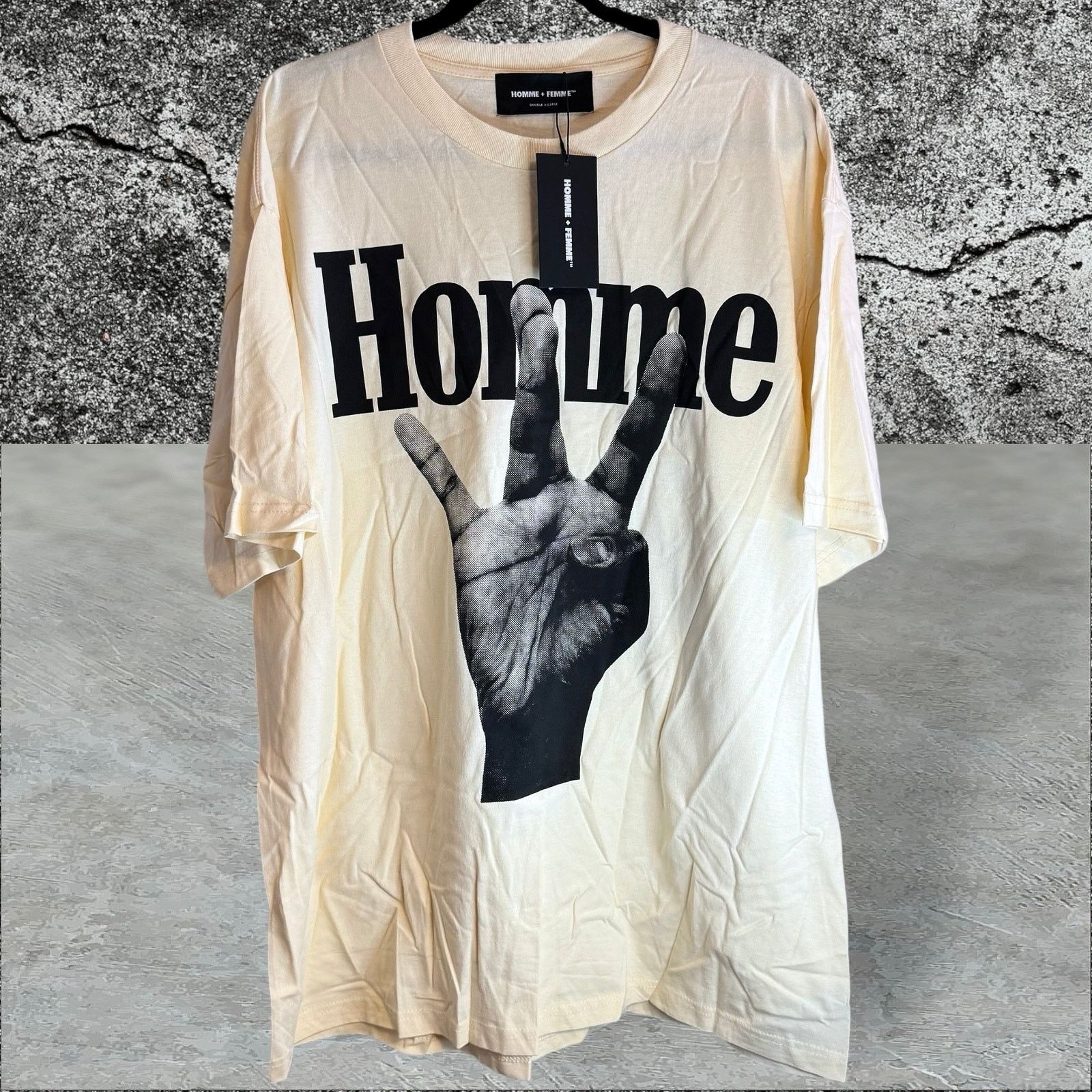 Homme Femme La New Homme Femme La Twisted Fingers Off White Tee 2xl Hoodie, Sweatshirt | FlexRushtees.com