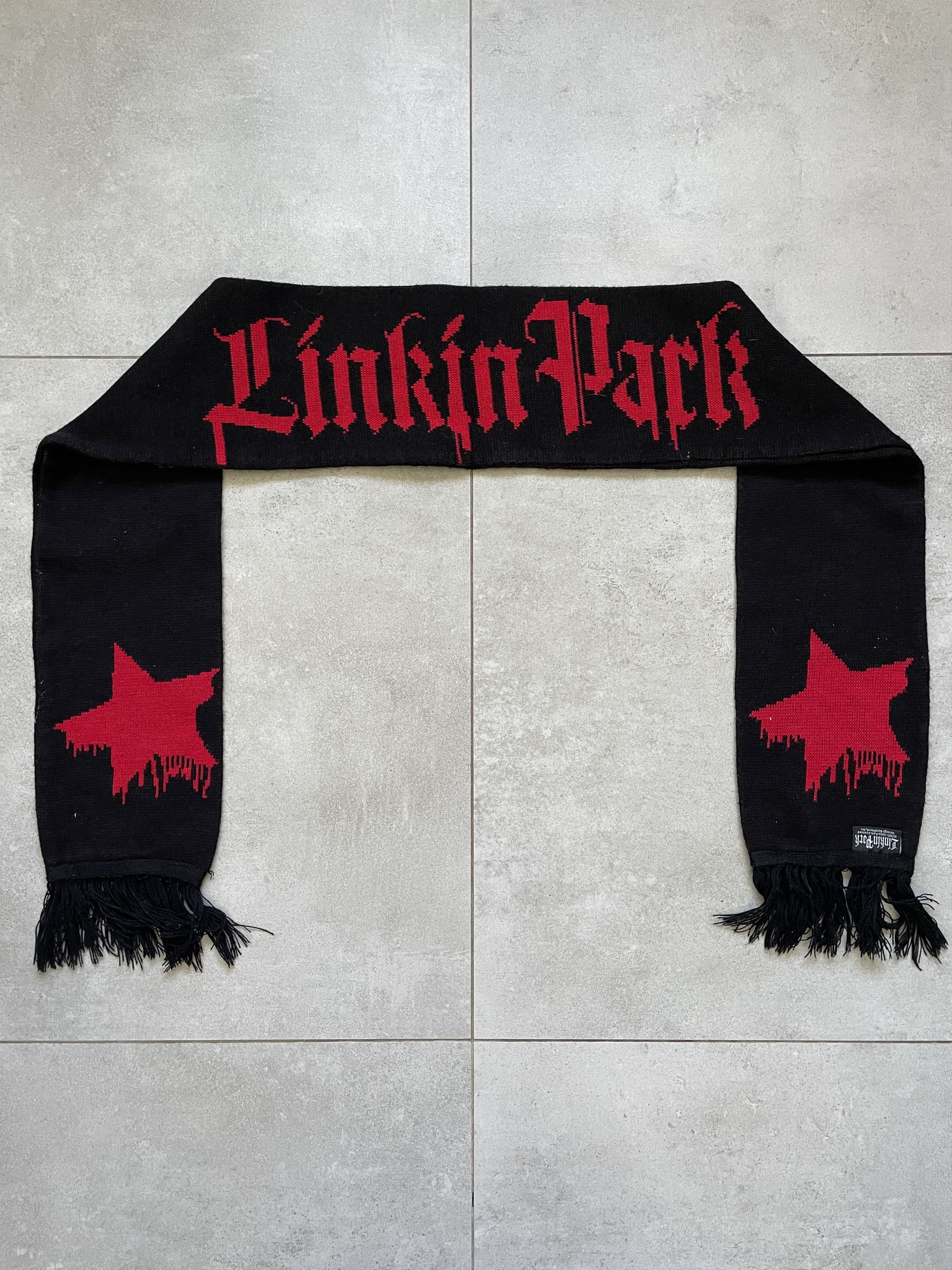Band Tees Y2k Black Red Linkin Park 2005 Merchandising Scarf Hoodie, Sweatshirt | FlexRushtees.com