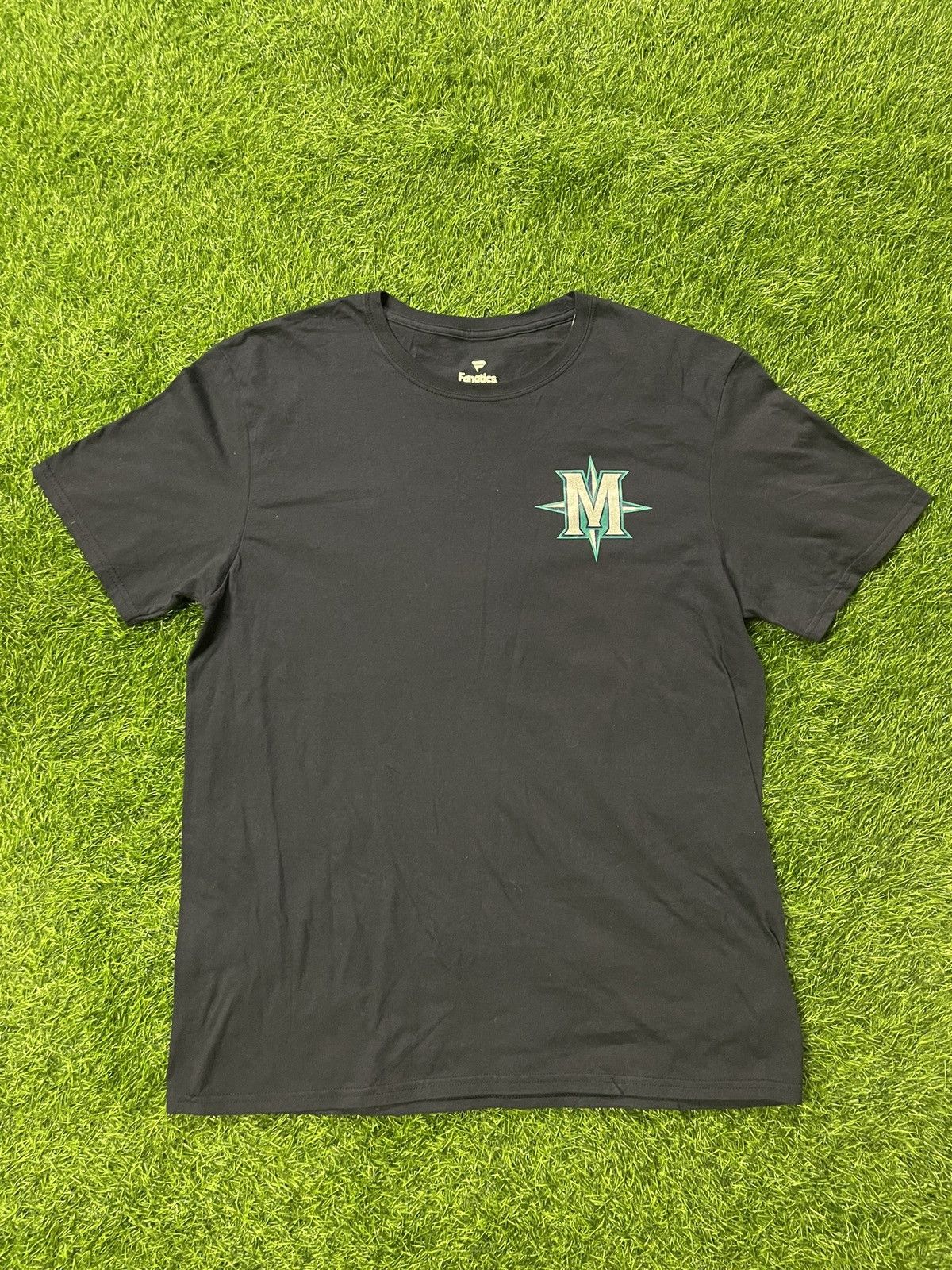 Mlb Seattle Mariners Baseball Tee Shirt Size Large Hoodie, Sweatshirt | FlexRushtees.com