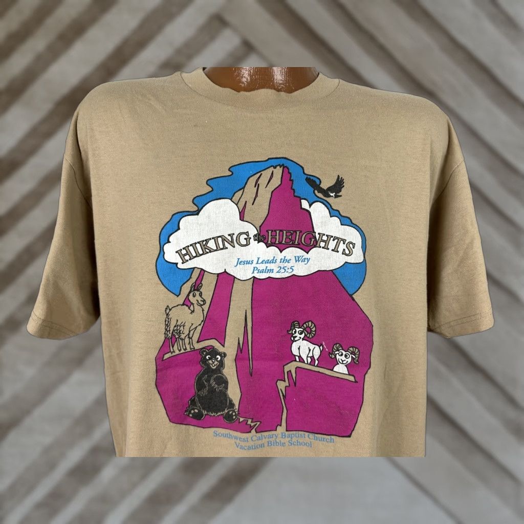 Hanes Vtg 90s Hiking The Heights T Shirt Hanes Unisex Adults L Brown Cotton Polyester Crew Neck Shor Hoodie, Sweatshirt