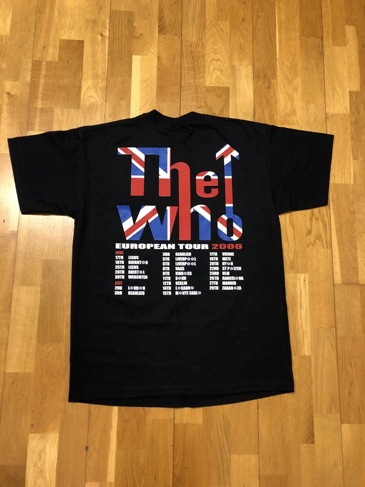 Vintage The Who Rare Vintage 2006 European Tour Tee Hoodie, Sweatshirt | FlexRushtees.com