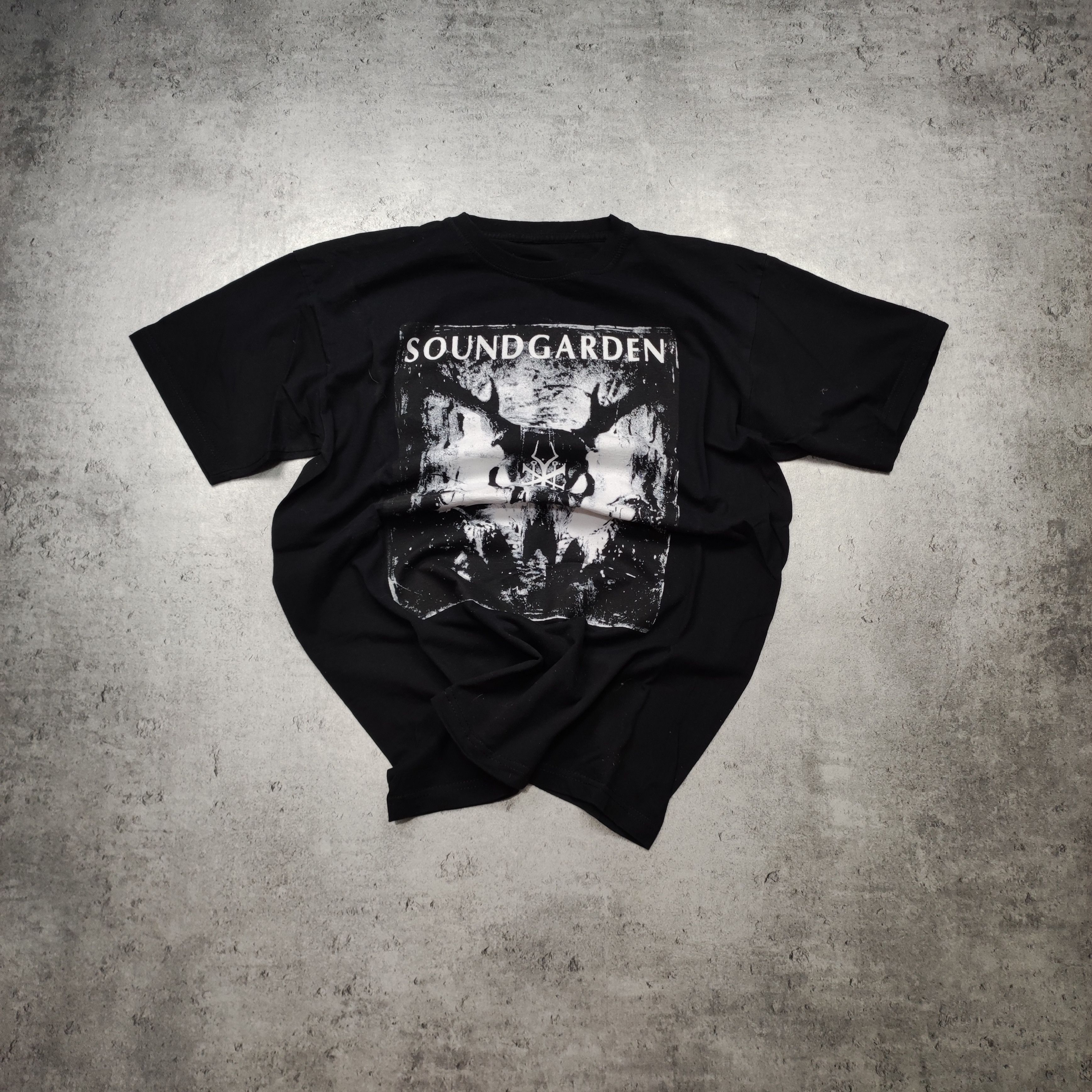 Vintage Soundgarden 2013 Promo Tour Tshirt Hoodie, Sweatshirt | FlexRushtees.com