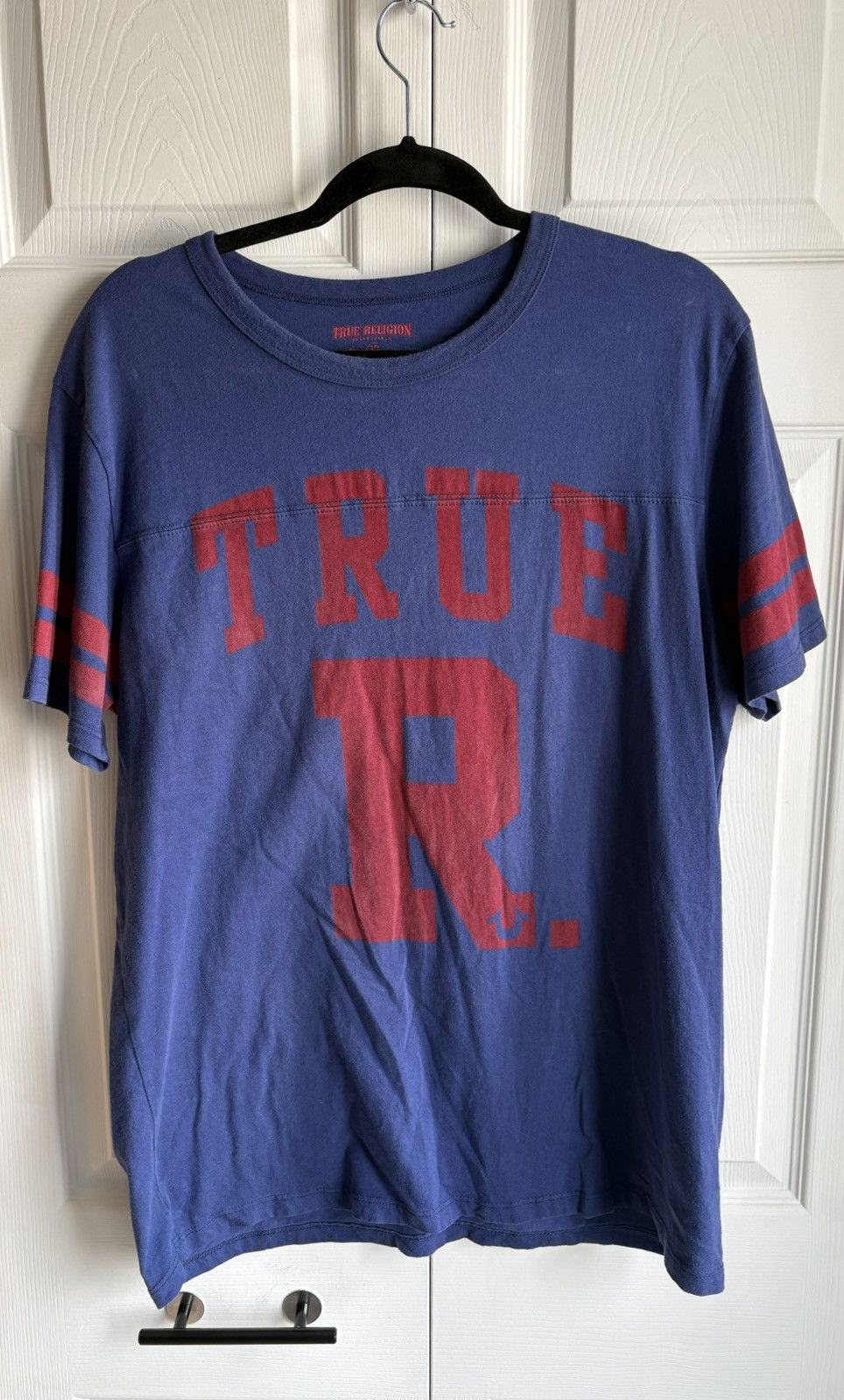 Vintage True Religion Y2k Vintage Hype Streetwear Xxl Blue T Shirt Hoodie, Sweatshirt | FlexRushtees.com