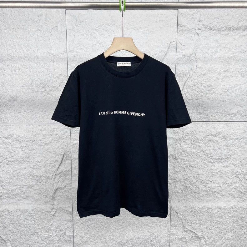 Givenchy Black Slogan Print Atlantis Short Sleeve T Shirt Hoodie, Sweatshirt | FlexRushtees.com