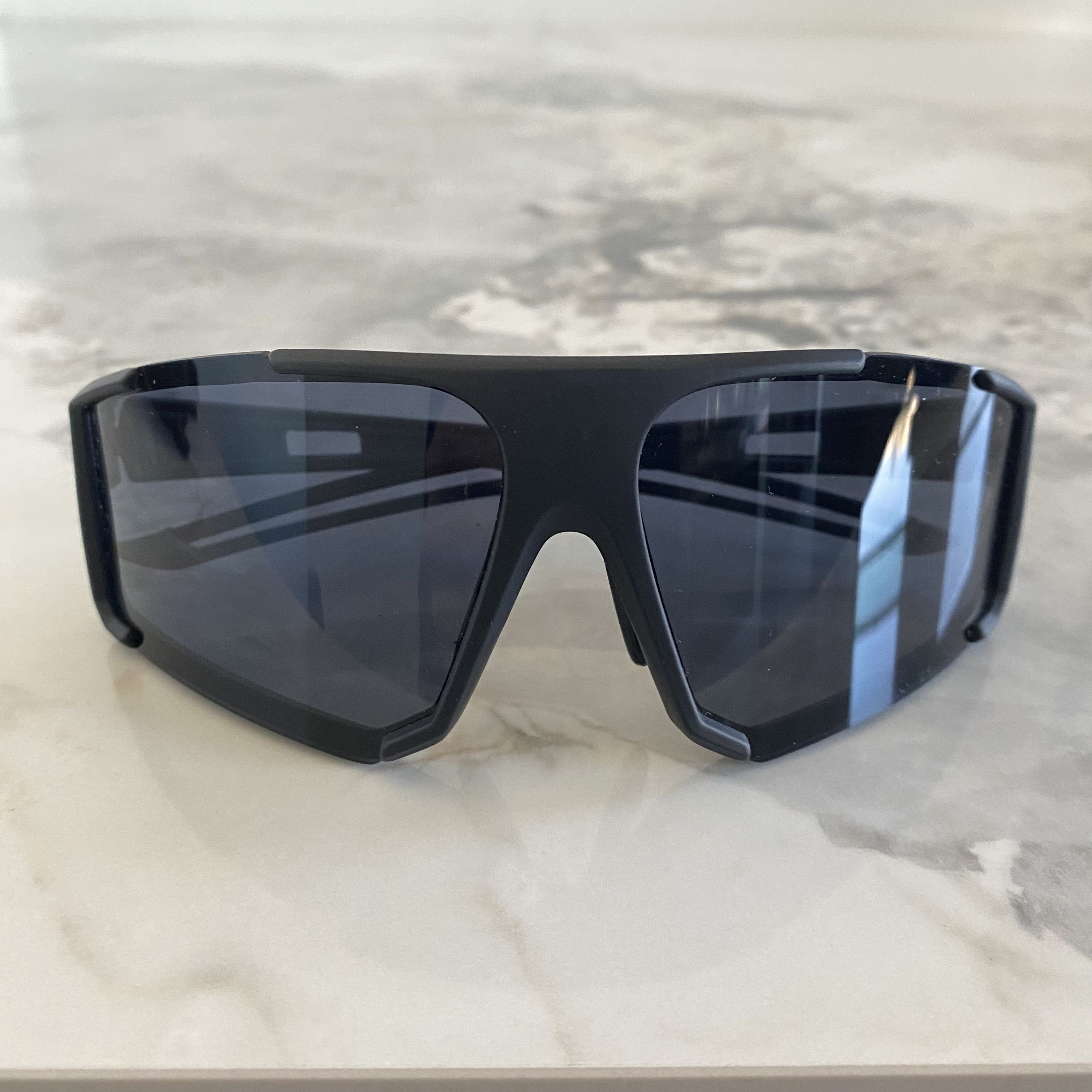 Vintage Black Futuristic Matrix Sporty Sunglasses