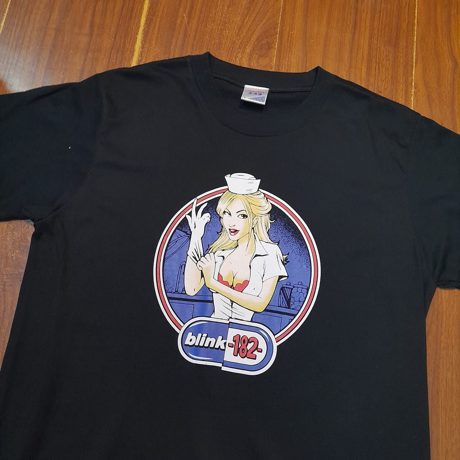Band Tees Blink 182 New Old Stock Bootleg Thai Unofficial Hoodie, Sweatshirt | FlexRushtees.com