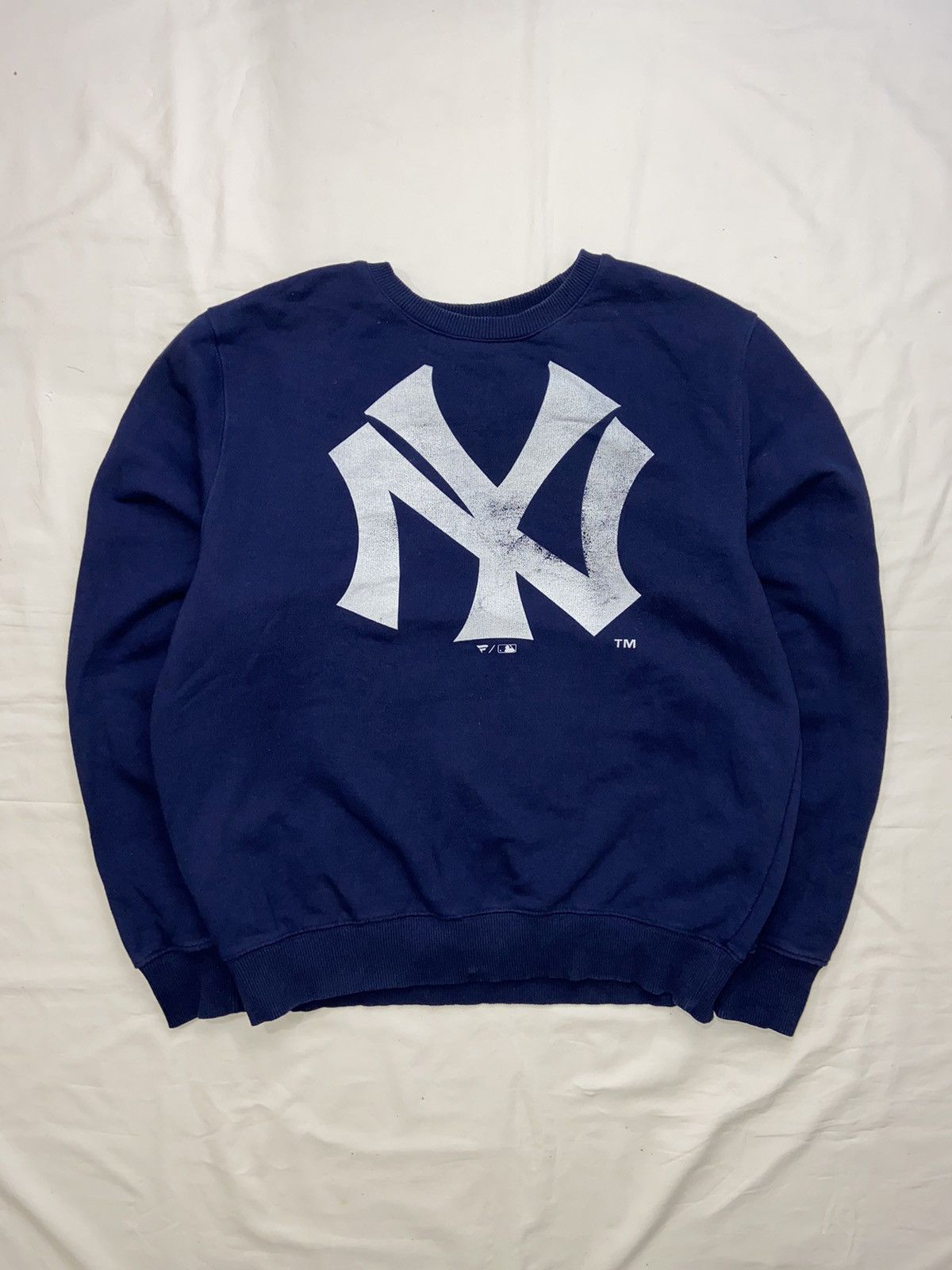 Vintage New York Yankees Baseball Y2k Sweatshirt Big Logo T-Shirts, Hoodie | FlexRushtees.com