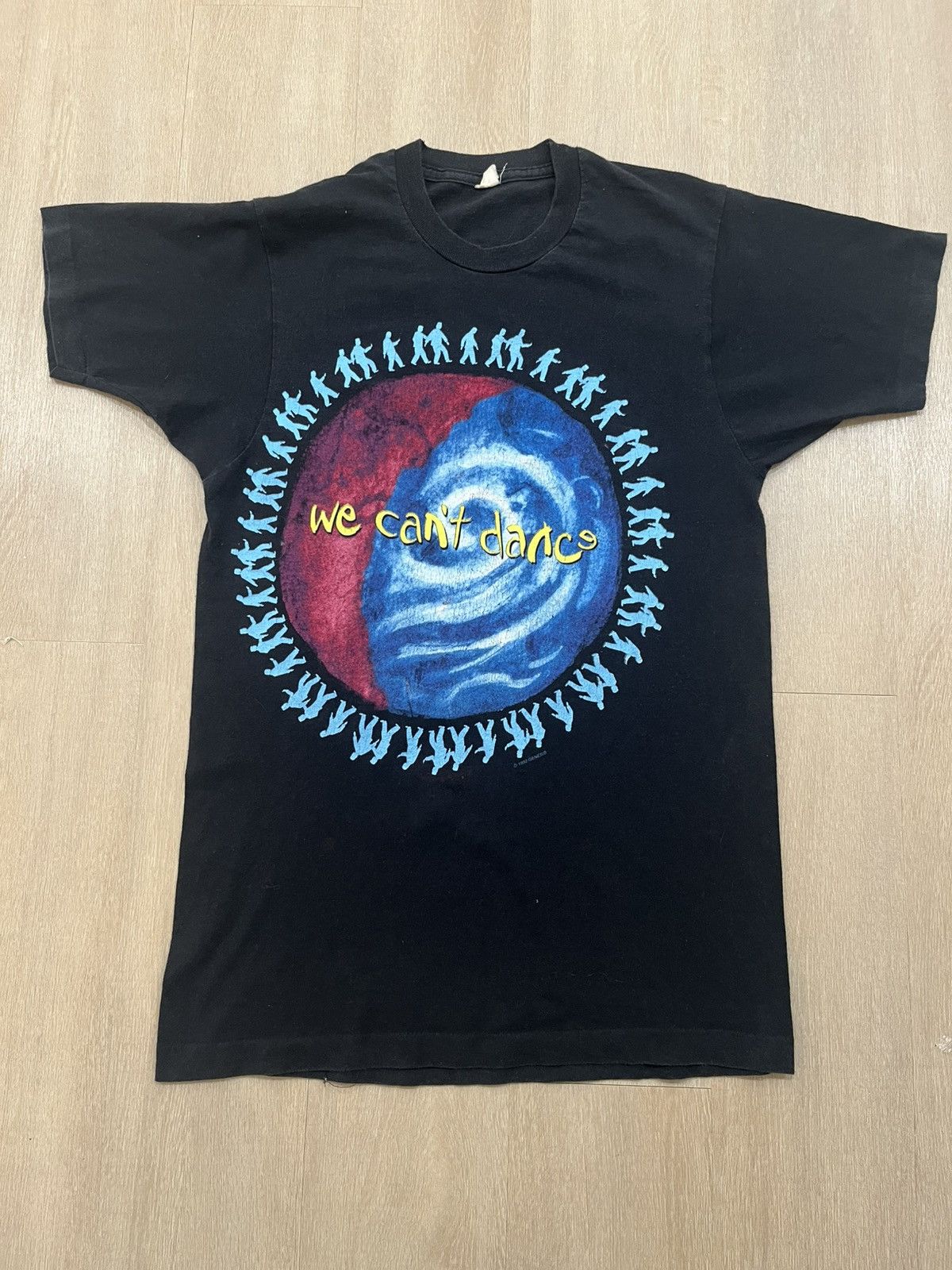 Band Tees 1992 Genesis Band Tee Medium Hoodie, Sweatshirt | FlexRushtees.com