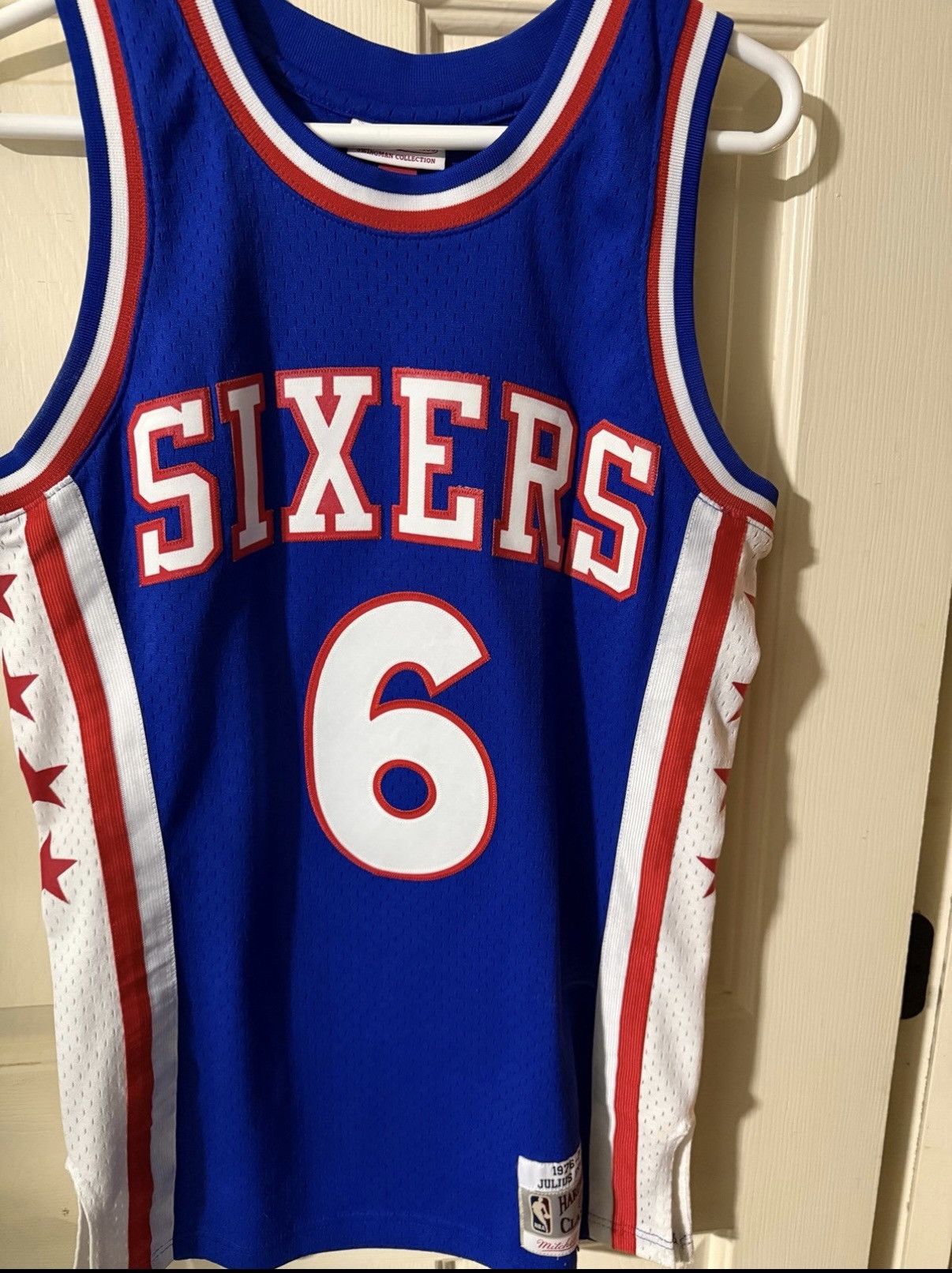 Mitchell Ness Julius Erving Throwback 76ers Jersey T-Shirts, Hoodie, Sweatshirt | FlexRushtees.com