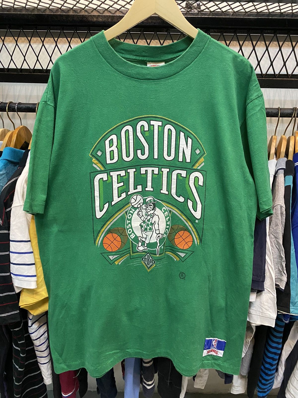 Nutmeg X Vintage Vintage Boston Celtics Nba 90 S Nutmeg Mills Sz Xl T-Shirts, Hoodie, Sweatshirt | FlexRushtees.com