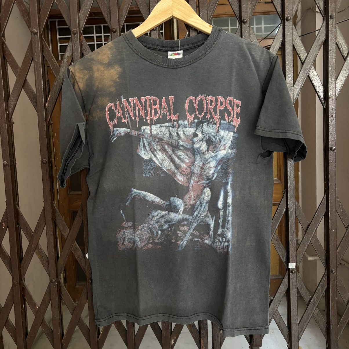 Band Tees Vintage Cannibal Coprse Tomb Of Mutilated T Shirt Hoodie, Sweatshirt | FlexRushtees.com