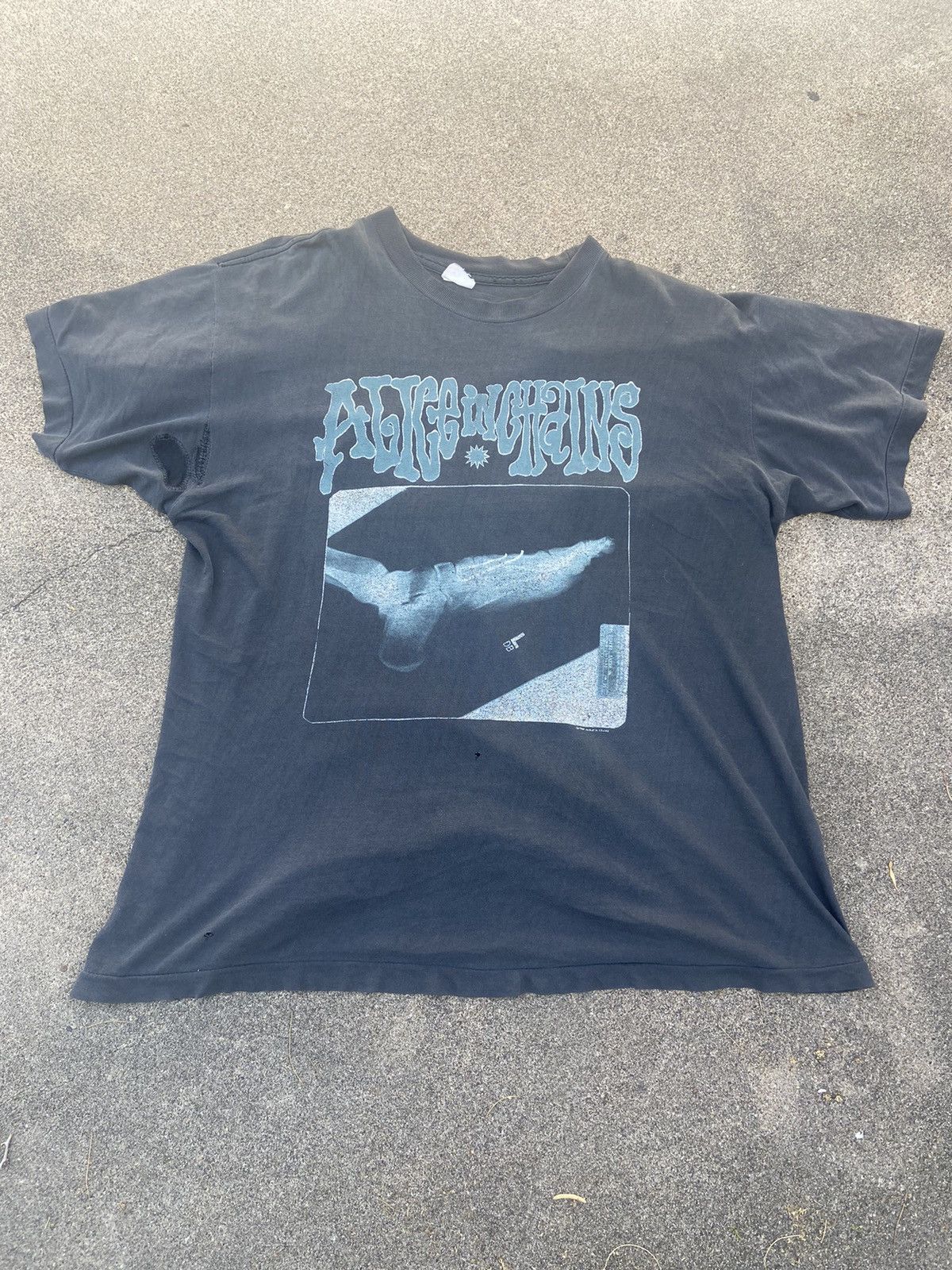 Vintage 1992 Alice In Chains X Ray European Tour Shirt Hoodie, Sweatshirt | FlexRushtees.com