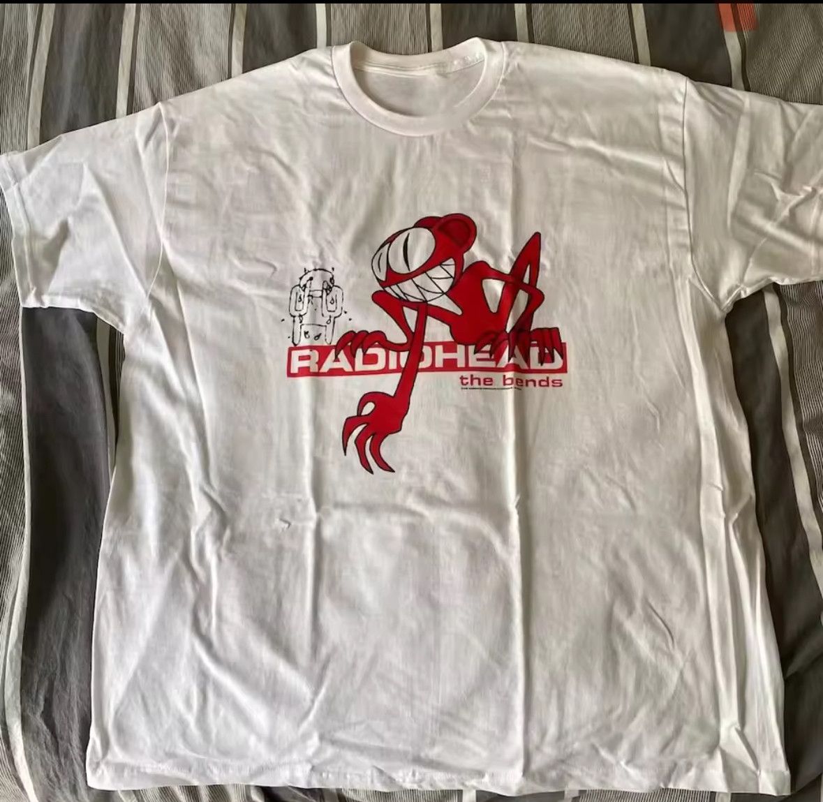 Japanese Brand Streetwear Radiohead The Bend Album Band White T Shirt Hoodie, Sweatshirt | AU16VibeMintTees.com