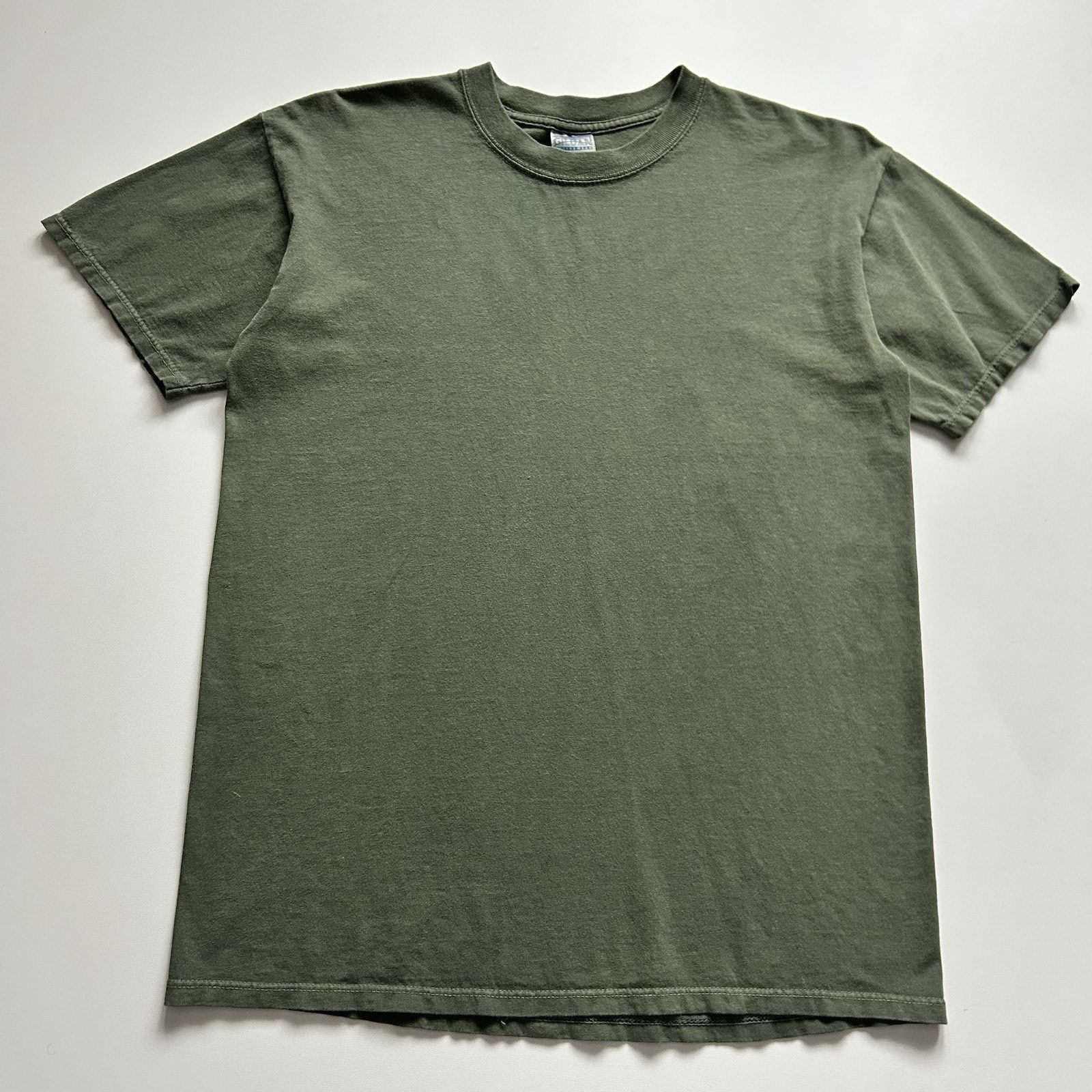 Vintage Sun Faded Green Blank T Shirt Medium Y2k Gildan Rare Hoodie, Sweatshirt | FlexRushtees.com