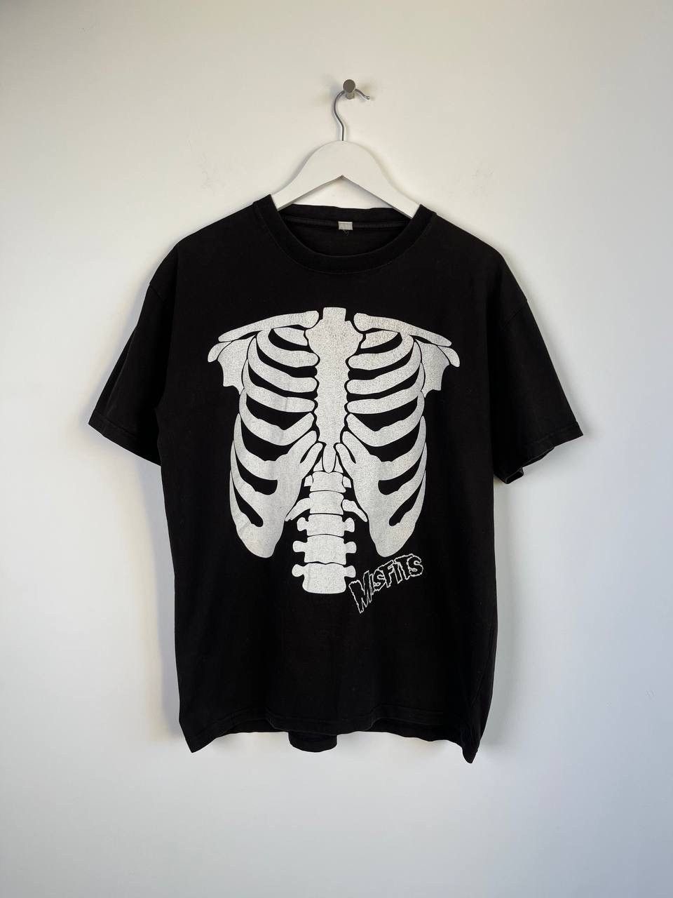 Vintage Misfits 90s Skeleton Sunfaded Tee Hoodie, Sweatshirt | FlexRushtees.com