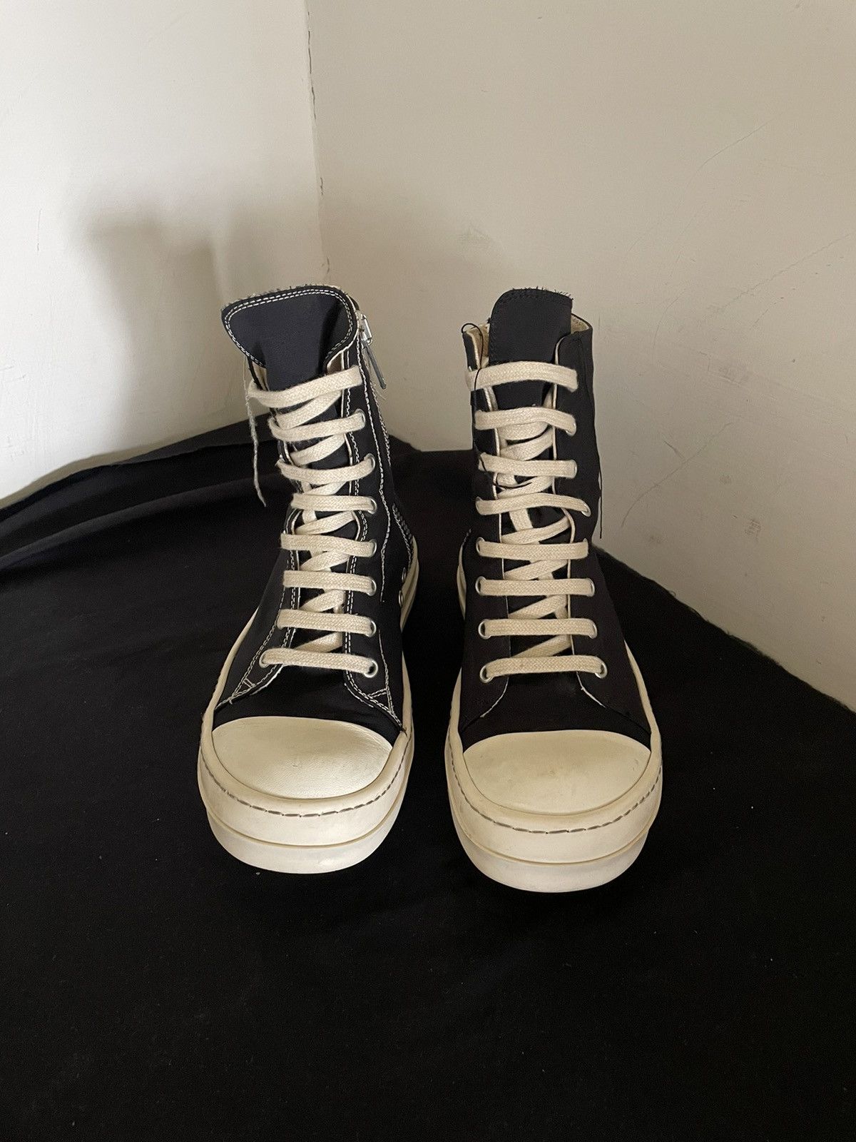 Owens Rick Owens Ramones High Top T-Shirts, Hoodie, Sweatshirt | AU16VibeMintTees.com