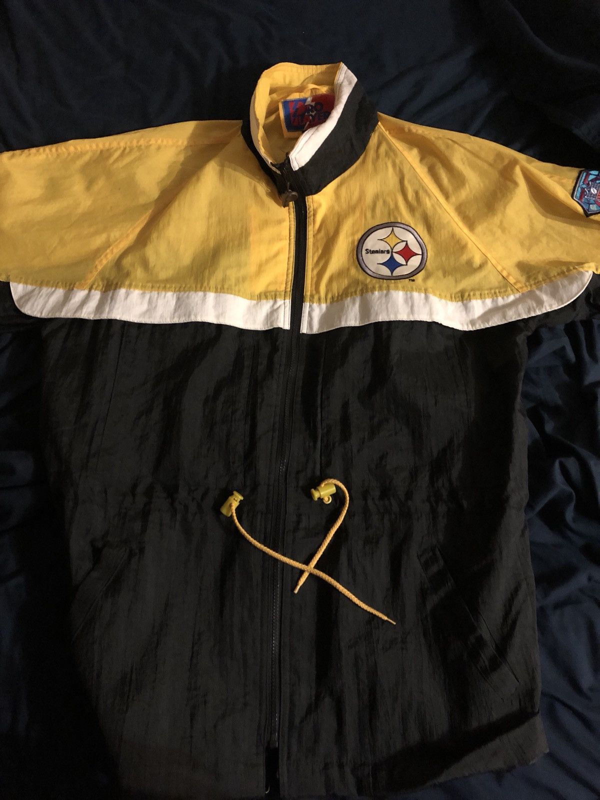 Pro Player Vintage Steelers Wind Breaker