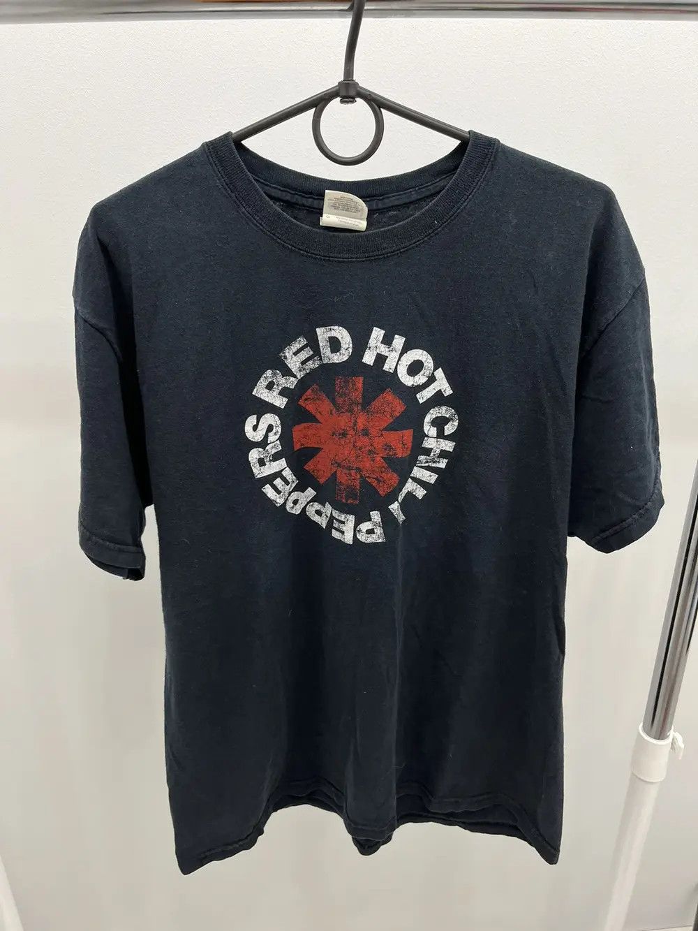 Vintage Red Hot Chili Peppers Vintage Y2k Rock Band Tee T Shirt Hoodie, Sweatshirt | FlexRushtees.com