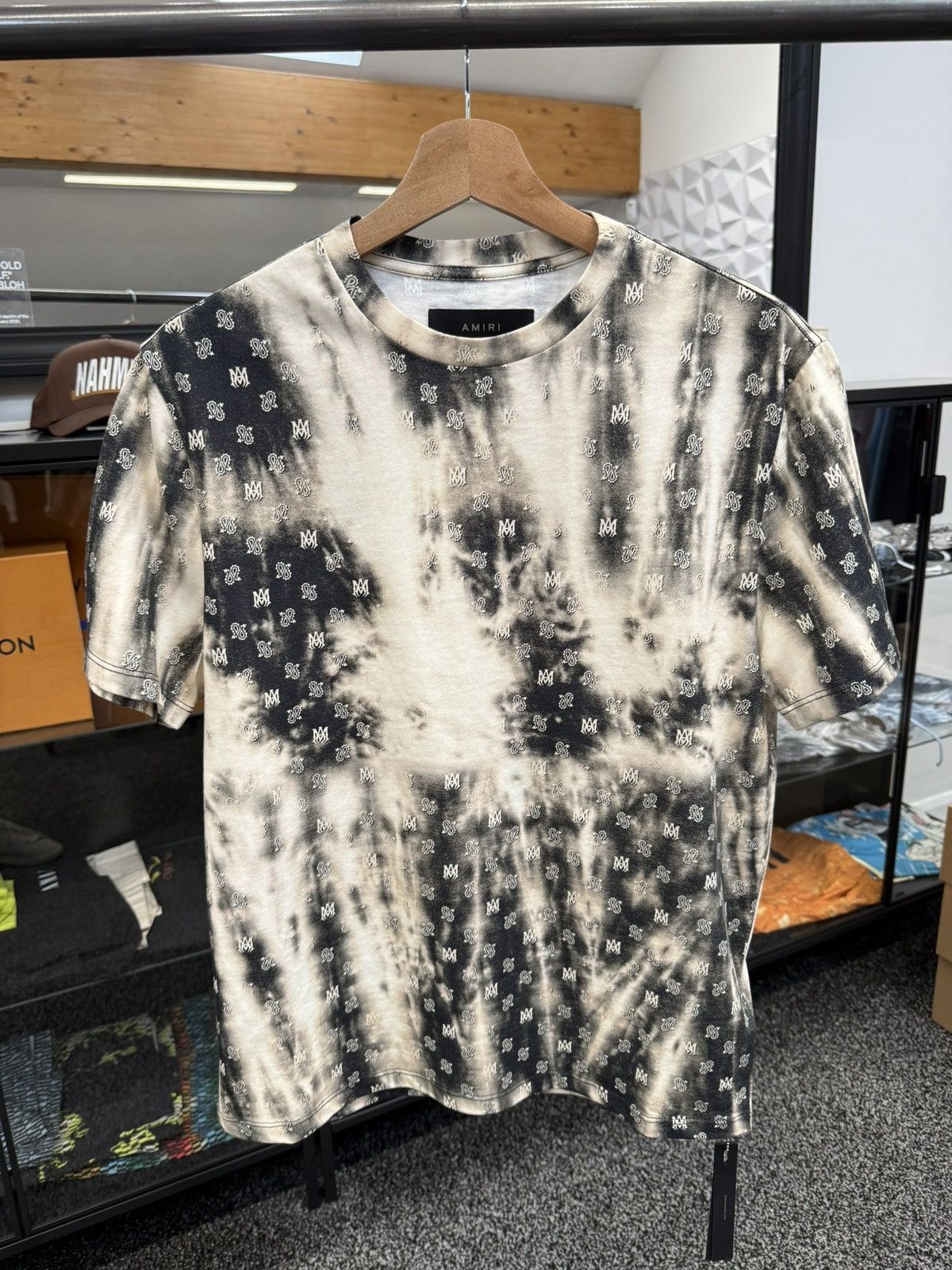 Amiri Bandana Bleach Tee Size S Bnwt Rrp 440 Hoodie, Sweatshirt | FlexRushtees.com