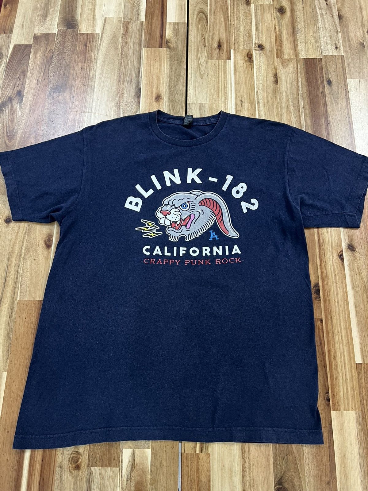 Vintage Blink 182 Band Tee Shirts Hoodie, Sweatshirt | FlexRushtees.com