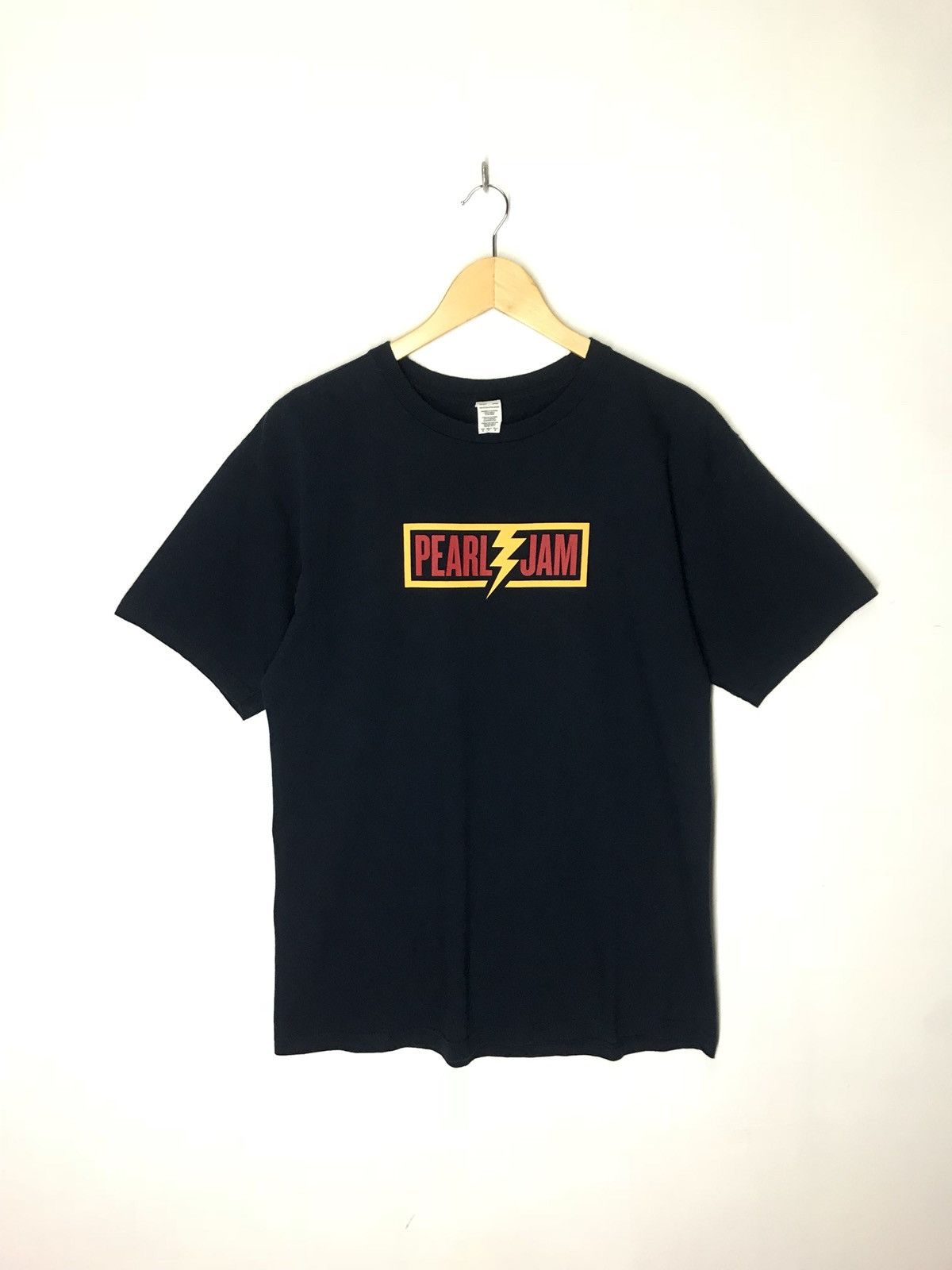 Band Tees Rare Pearl Jam Lightning Bolt Tour 2013 Hoodie, Sweatshirt | FlexRushtees.com