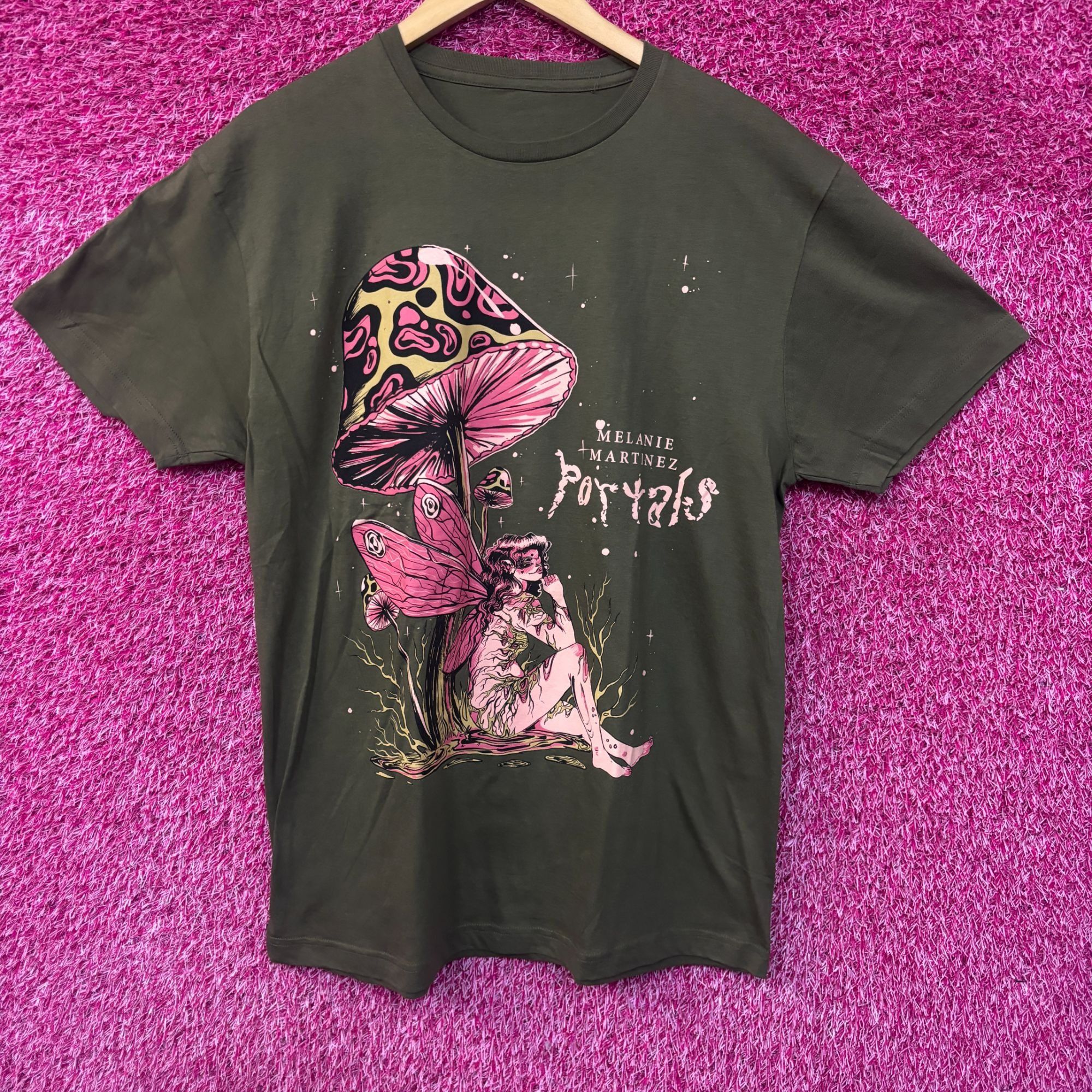 Other Melanie Martinez Fairy Mushroom Tshirt Size Large