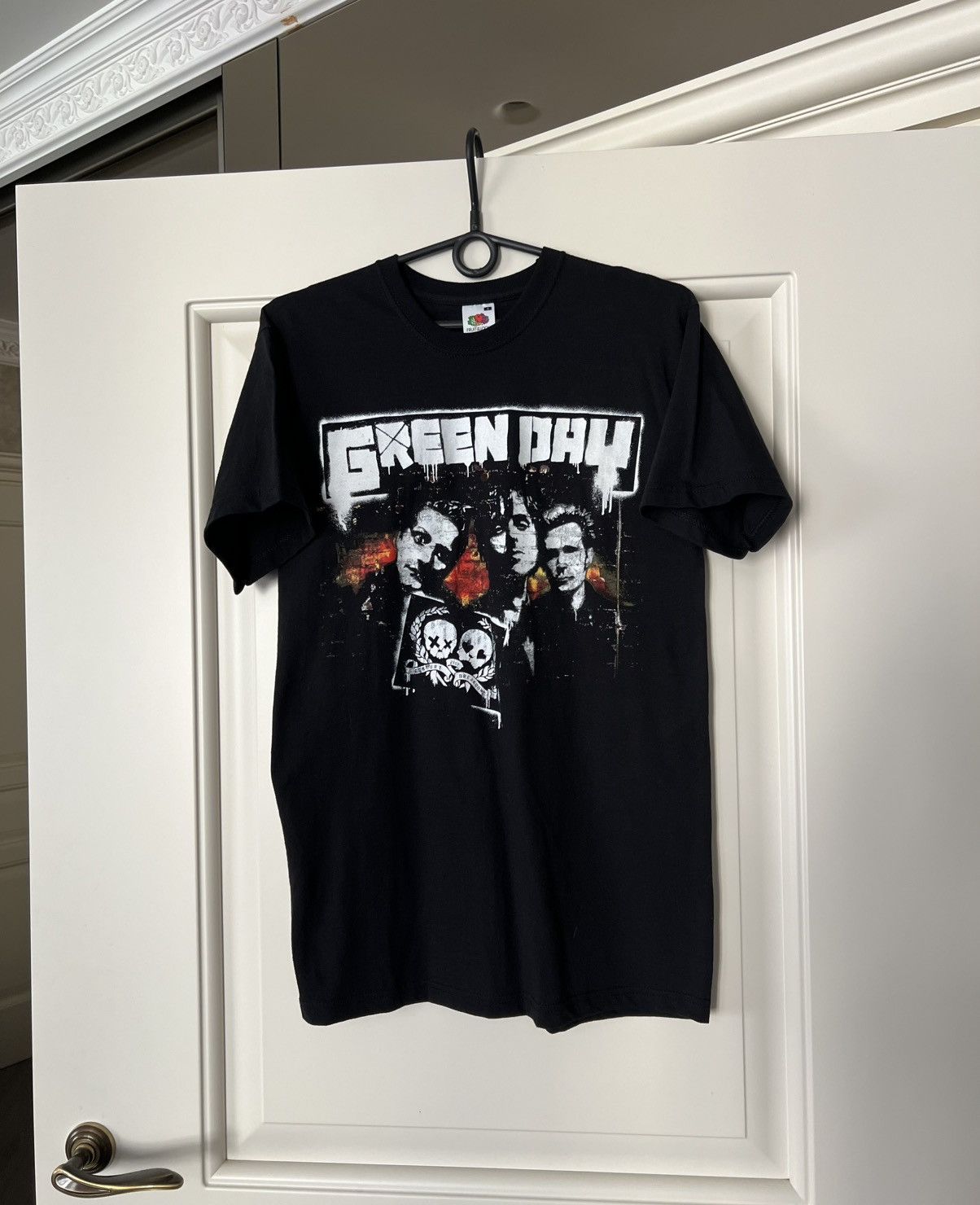 Band Tees Vintage Green Day Band Tee Rock T Shirt Size S Hoodie, Sweatshirt | FlexRushtees.com