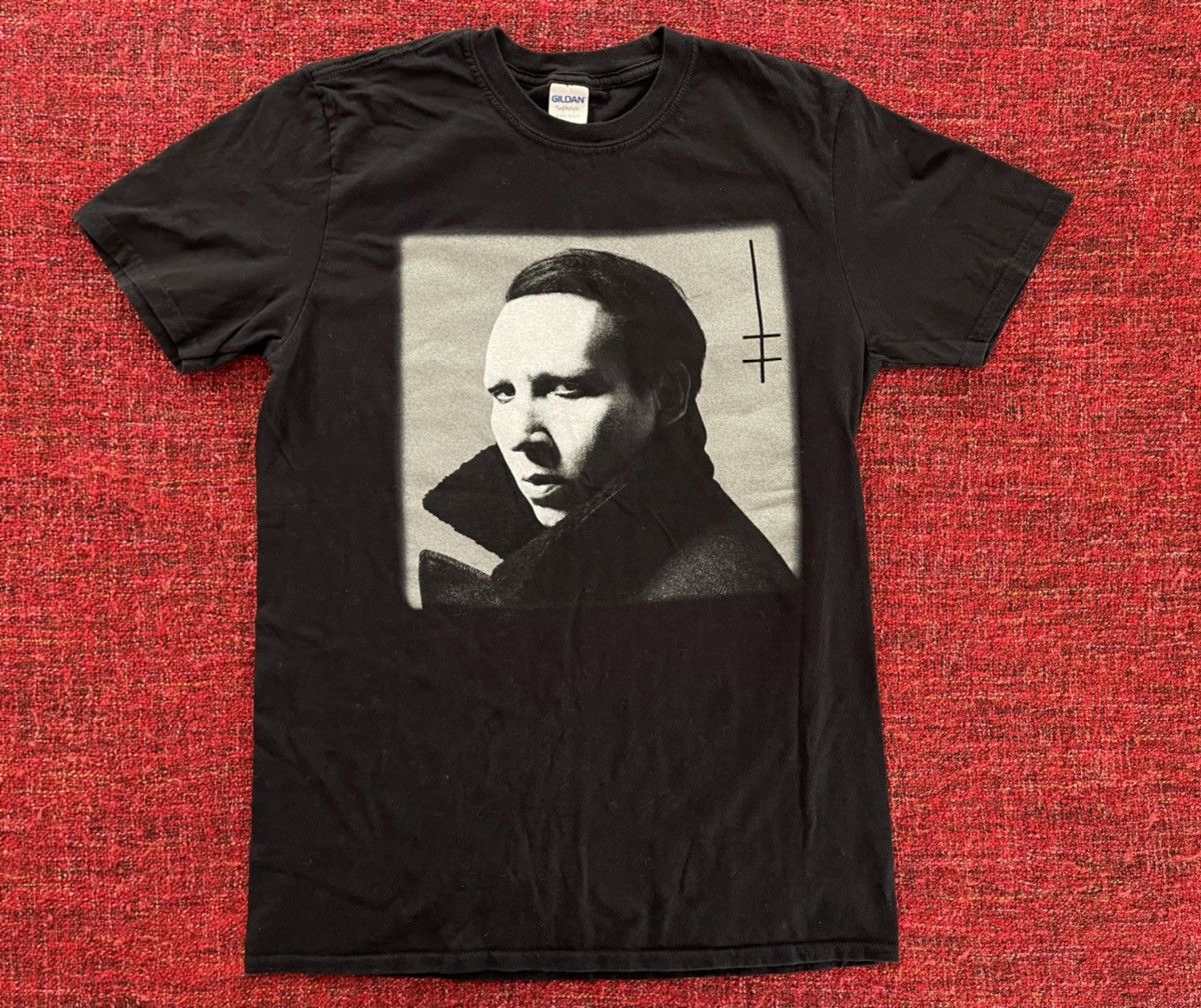 Manson Marilyn Manson Tour Official Artist Portrait T Shirt Hoodie, Sweatshirt | FlexRushtees.com