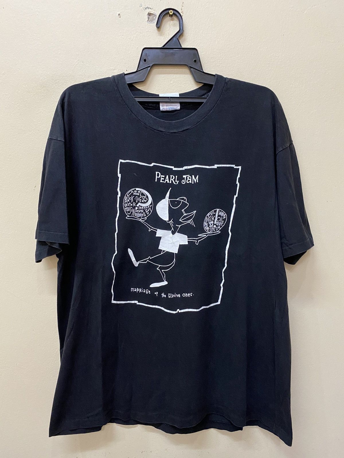 Vintage 90s Pearl Jam Boundless Tshirt Hoodie, Sweatshirt | FlexRushtees.com