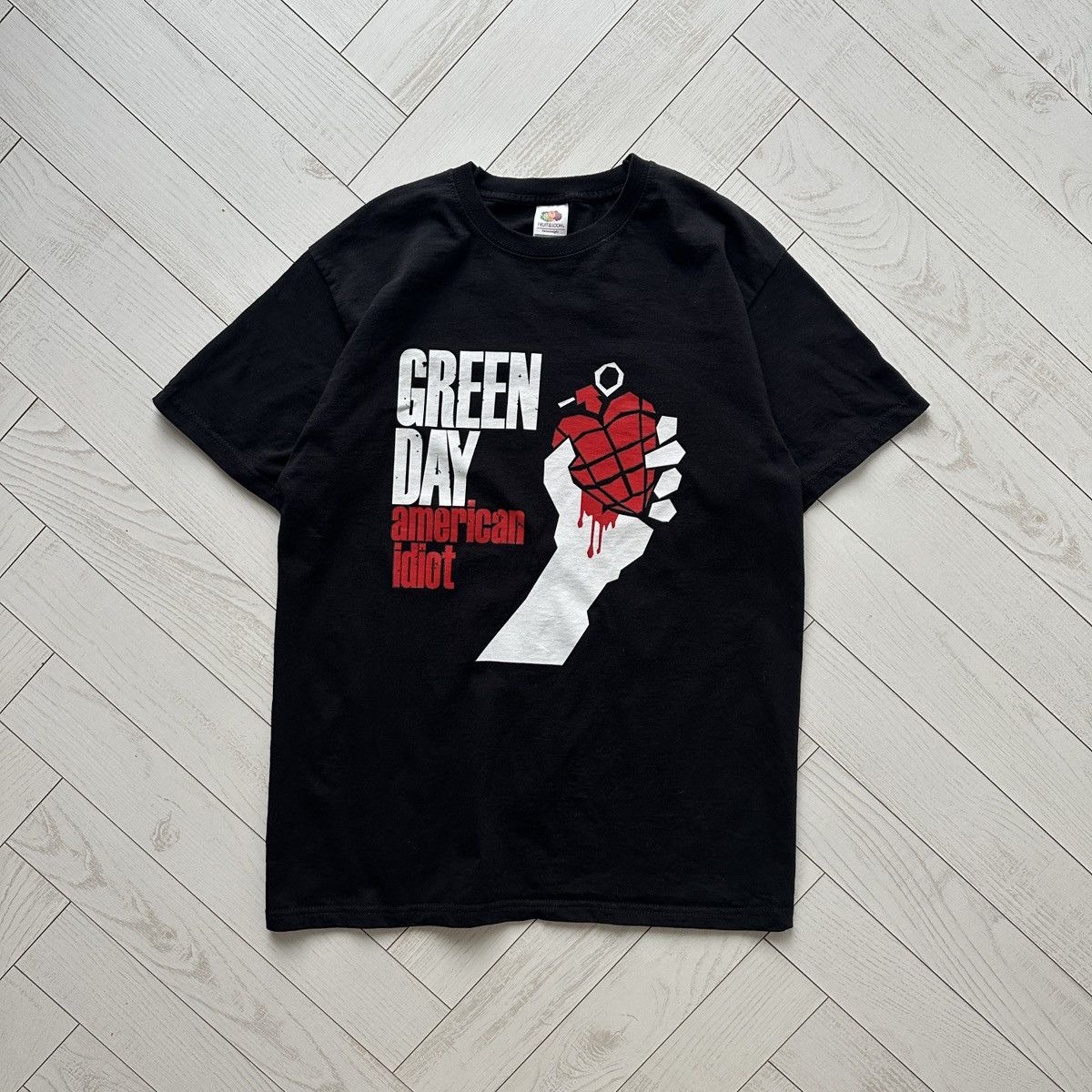 Band Tees Vintage 00s Green Day American Idiot Rock Band Tee Y2k Hype Hoodie, Sweatshirt | FlexRushtees.com