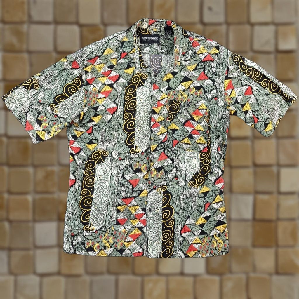 Vintage Empressions Men S Hawaiian Rayon Camp Shirt Size Medium Multicolor 90s Tropical Beac