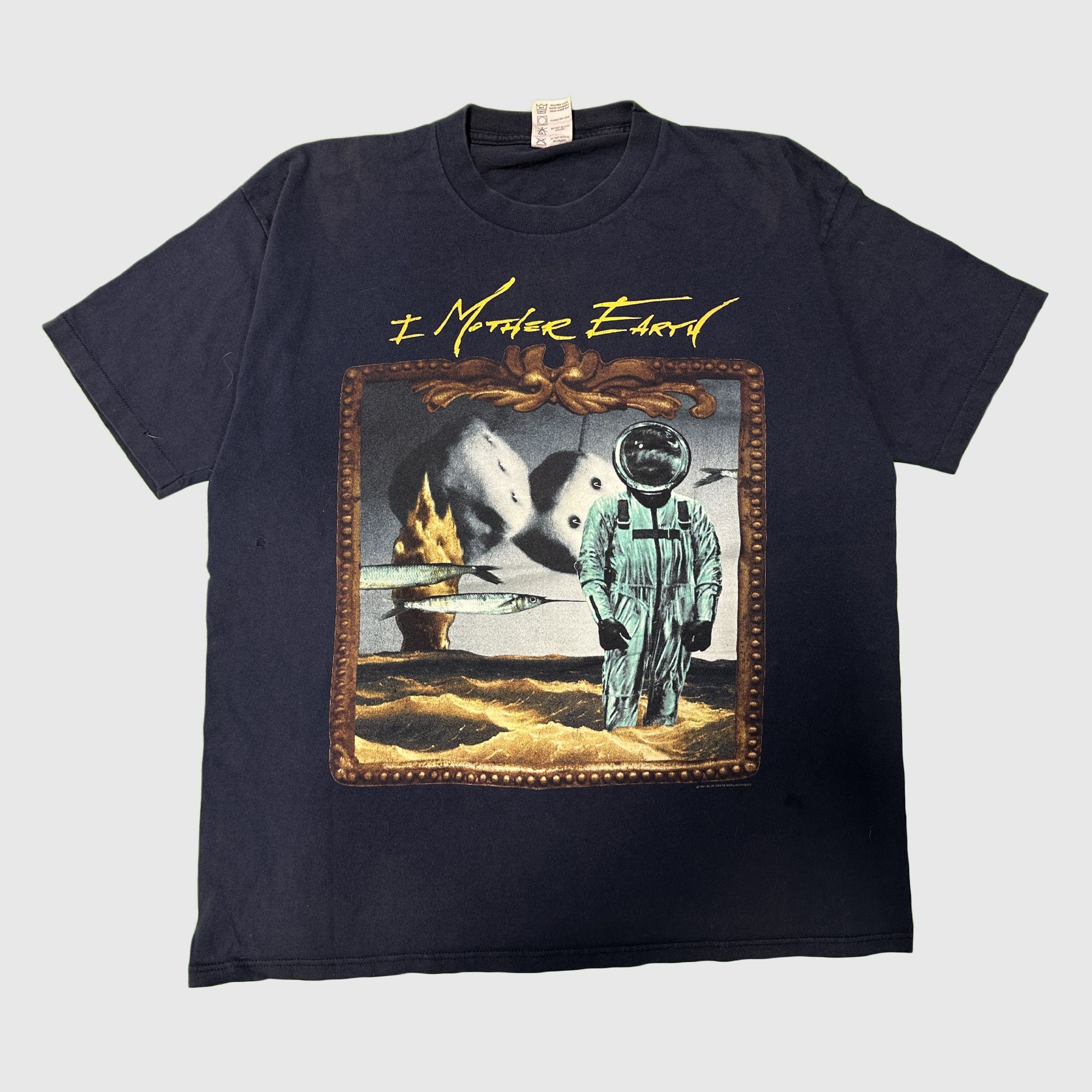 Other Vintage I Mother Earth Astronaut Graphic T Shirt Size Xl