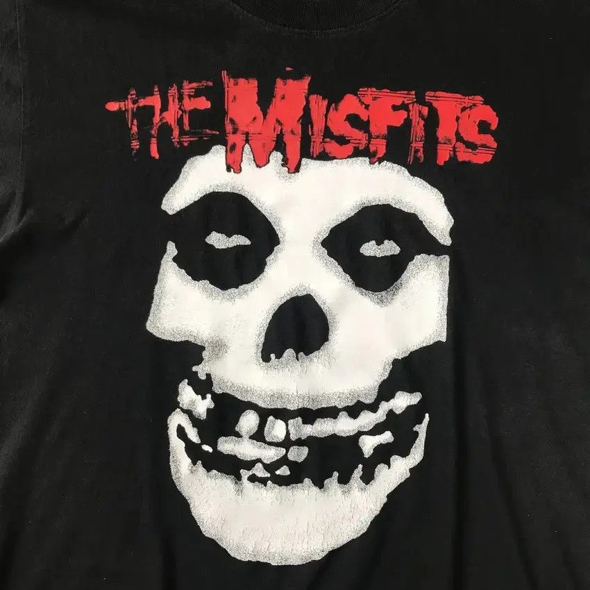 Vintage Misfits Band The Misfits Fiend Club Band Tshirt Hoodie, Sweatshirt | FlexRushtees.com