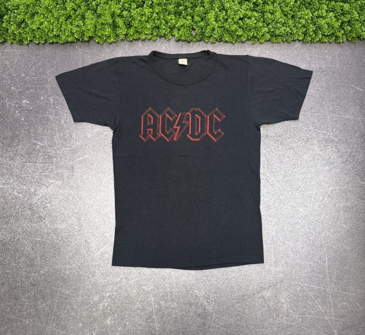 Band Tees Vintage 1979 T Shirt Highway To Hell European Tour T Shirt Hoodie, Sweatshirt | FlexRushtees.com