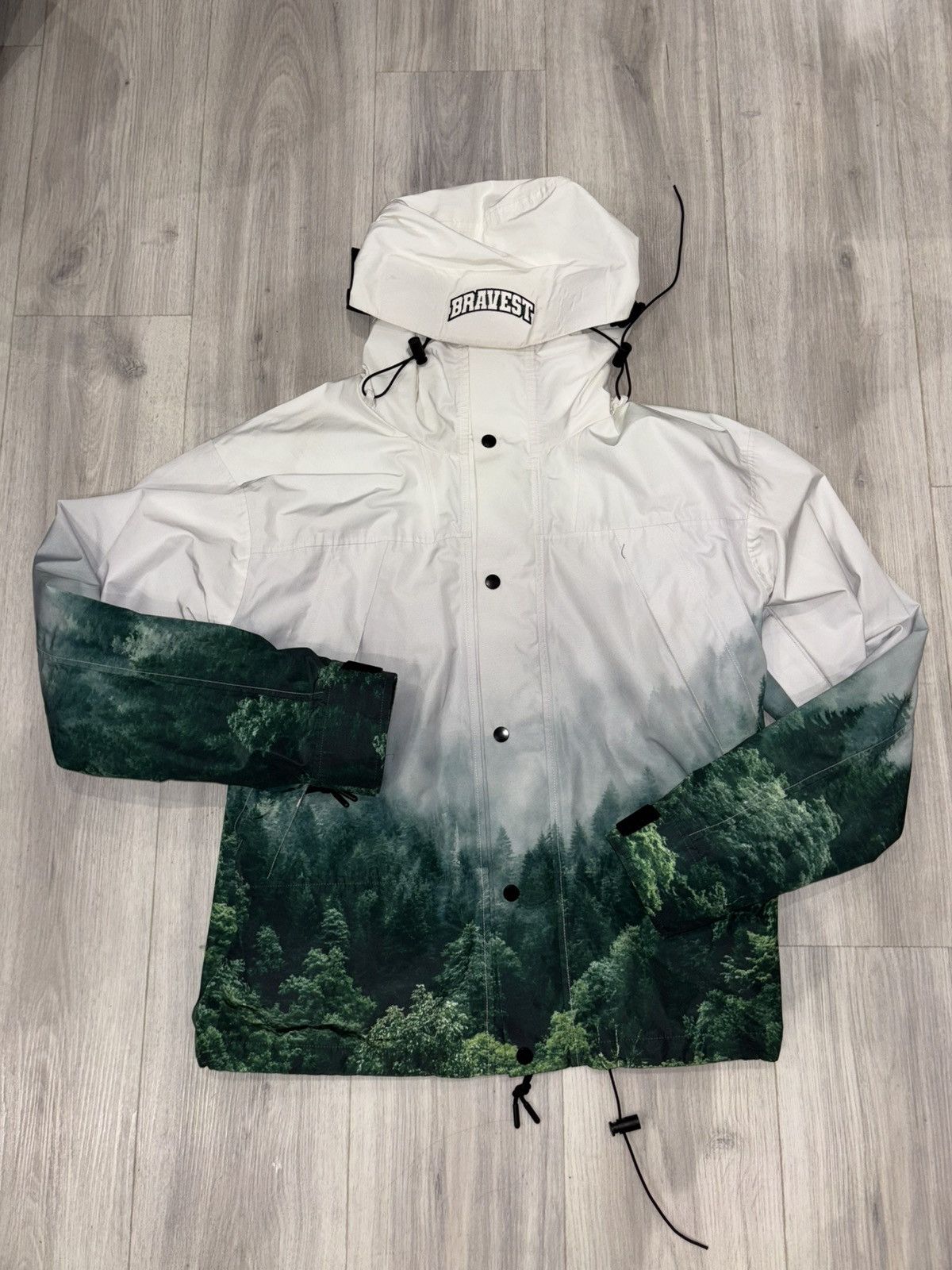 Studios Bravest Studios Forest Windbreaker Small