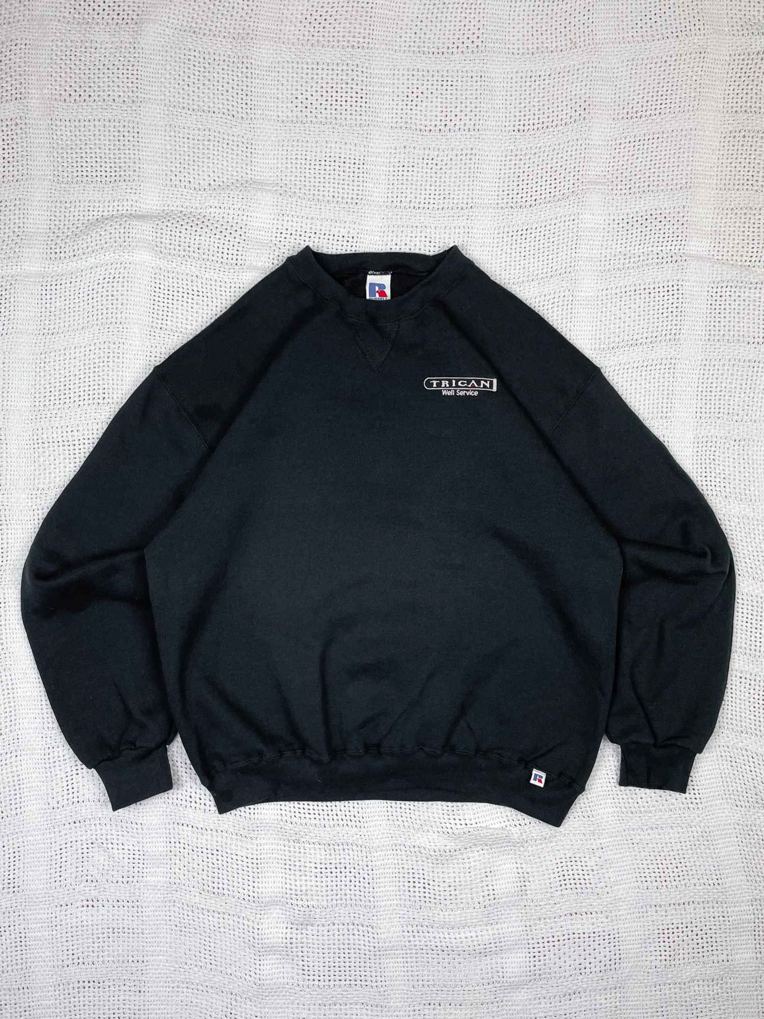 Vintage 90s Boxy Black Russell Athletic Sweatshirt