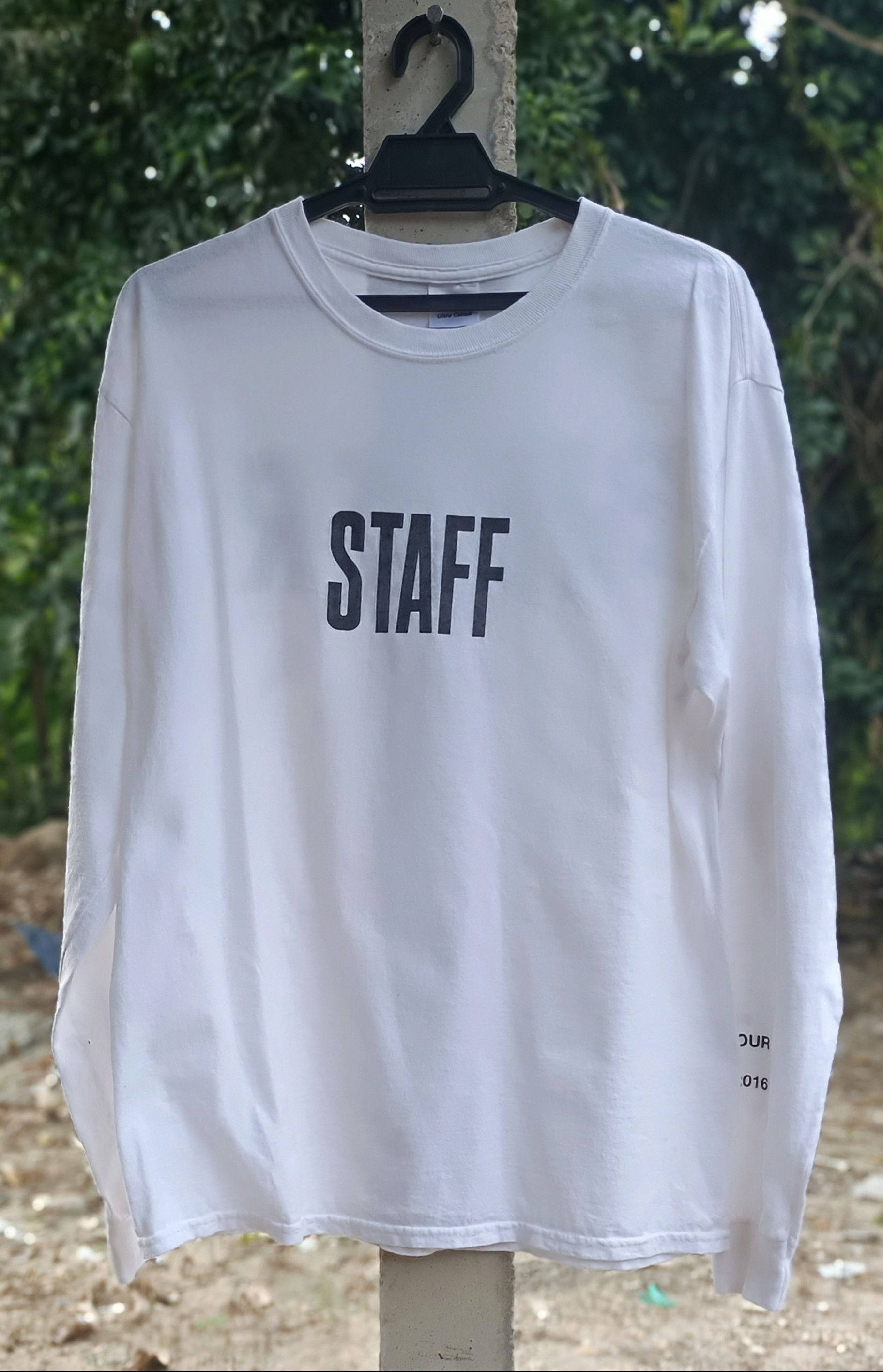 Bieber Rare Justin Bieber Tour Japan For Staff Only T-Shirts, Hoodie, Sweatshirt | FlexRushtees.com