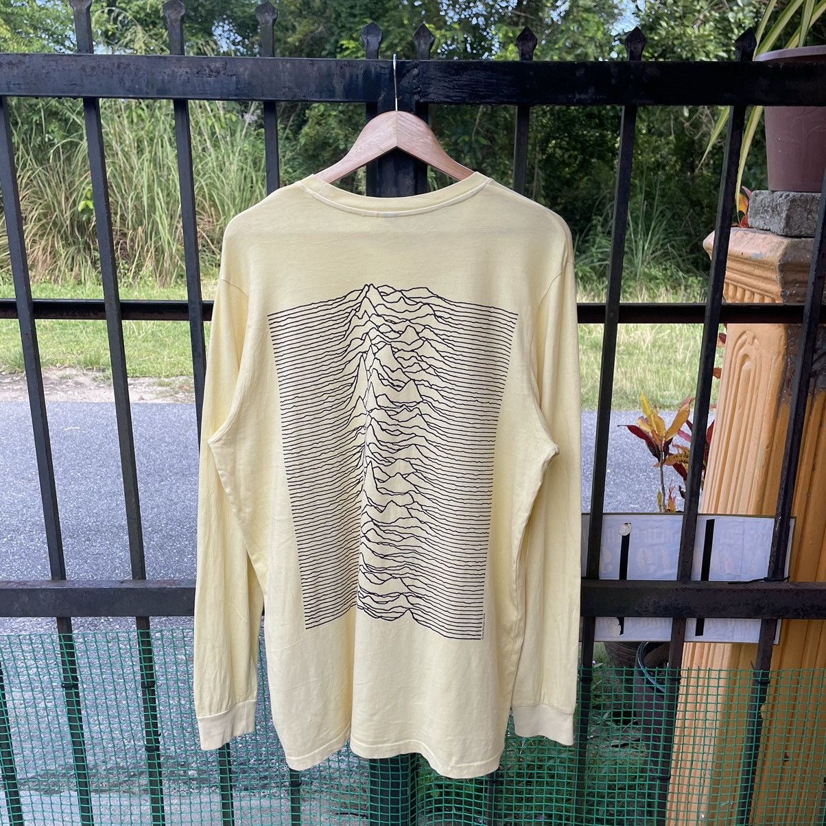 H M X Joy Division Joy Division Unknwon Pleasures Big Print Longsleeves Tee Hoodie, Sweatshirt | FlexRushtees.com