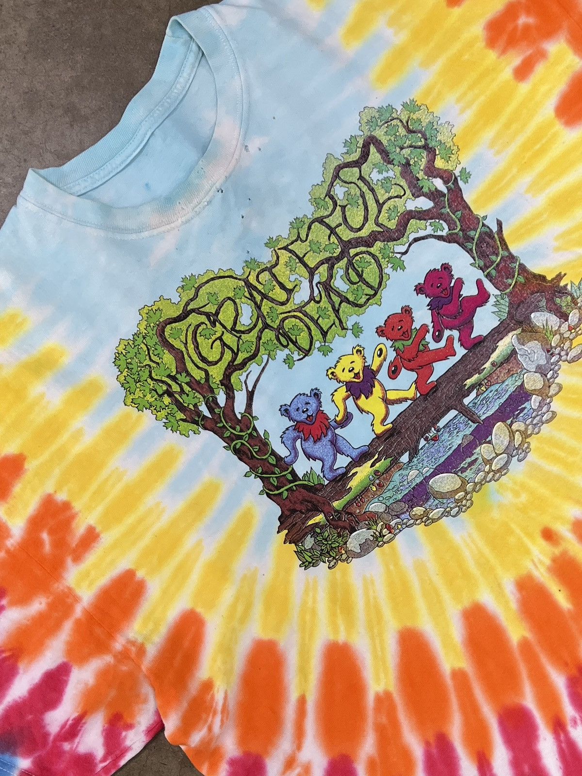 Band Tees Vintage 90s 1997 Grateful Dead Peace Bear Forest Tee Xxl Hoodie, Sweatshirt | FlexRushtees.com