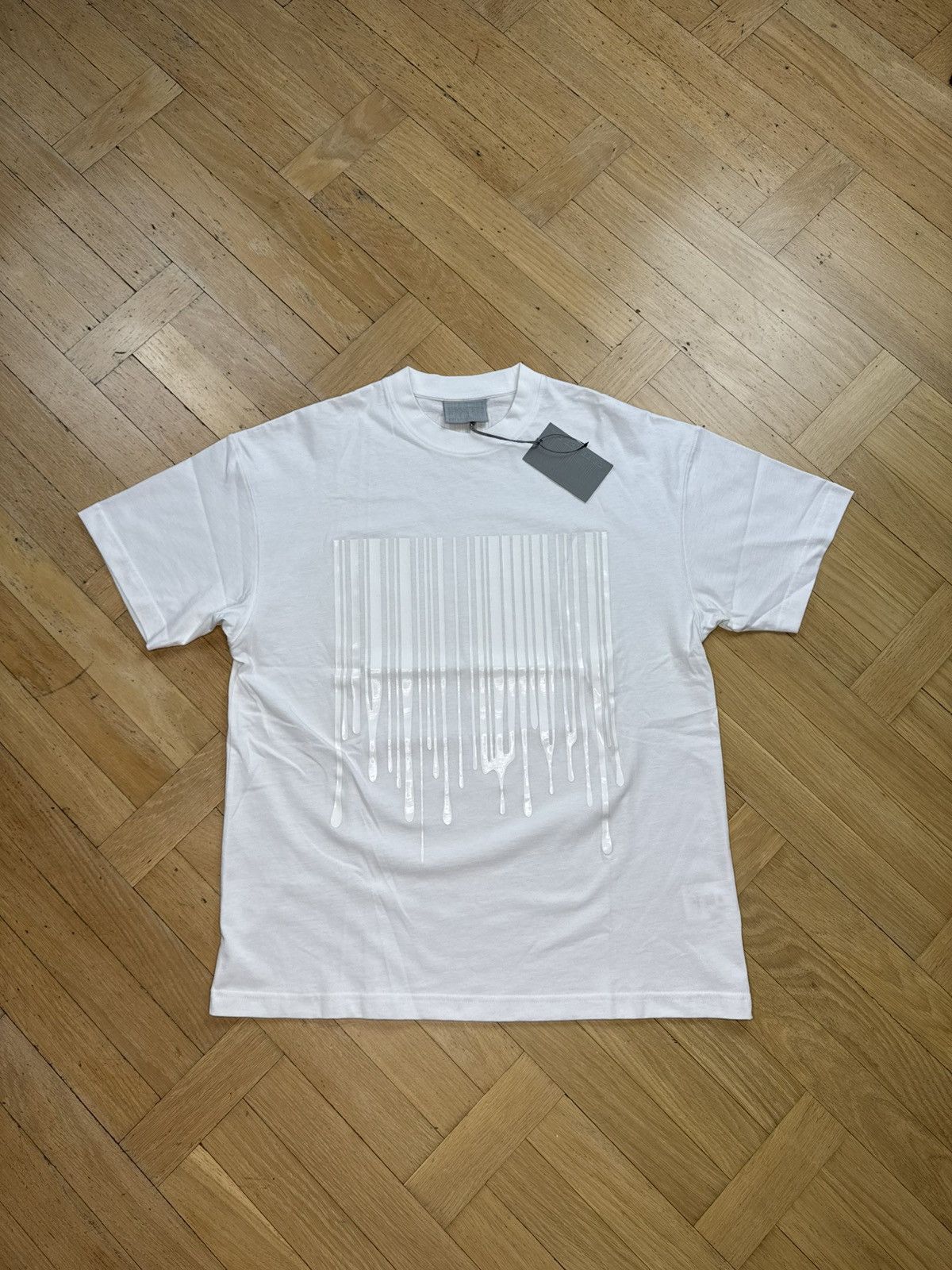Vtmnts Liquid Barcode White Tee Vetements Hoodie, Sweatshirt | FlexRushtees.com