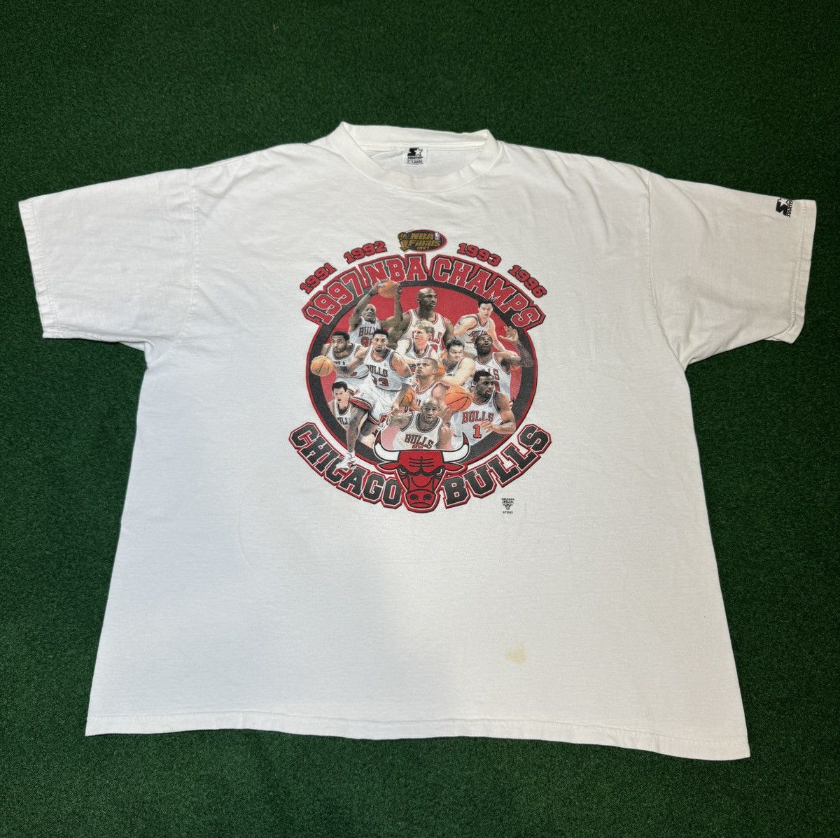 Vintage 90s Chicago Bulls 1997 Nba Champs Starter T Shirt