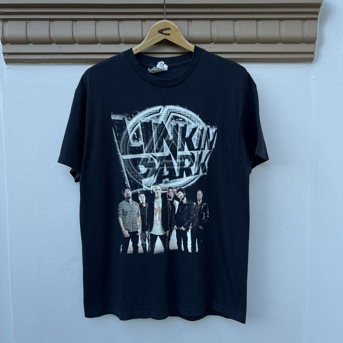 Vintage Y2k Linkin Park Live 105 Bfd Tour Shoreline Snoop Dogg Tee Hoodie, Sweatshirt | FlexRushtees.com
