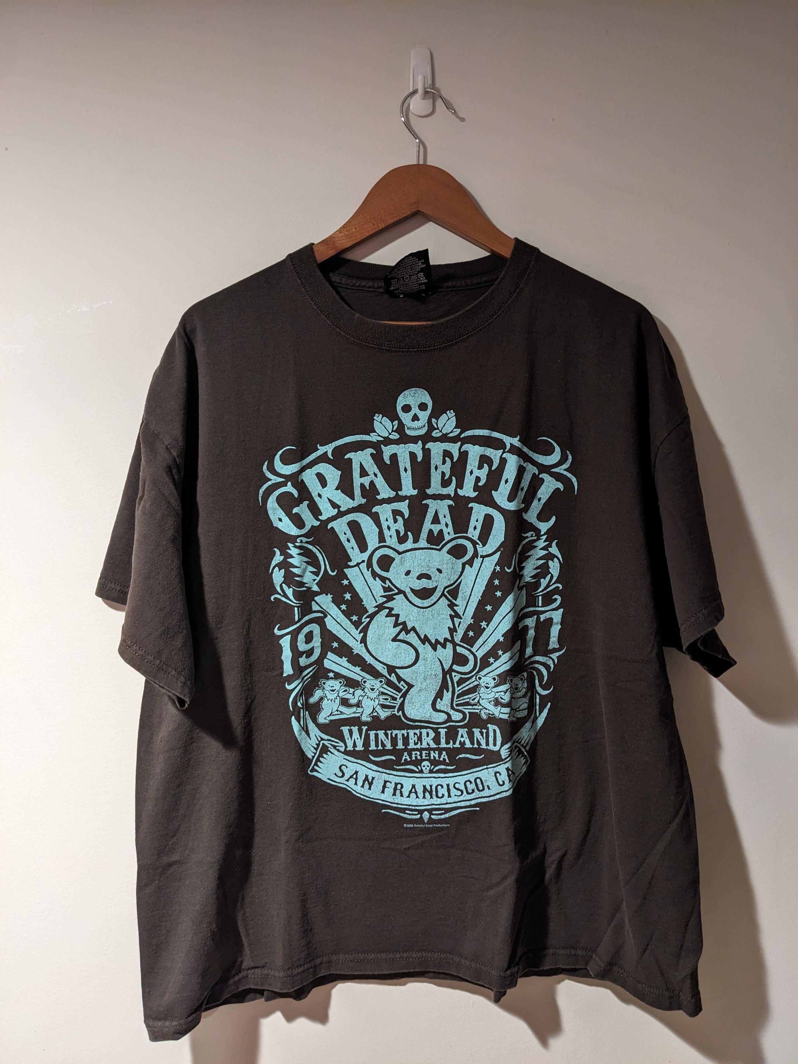 Vintage X Zion Rootswear Vintage 2008 Grateful Dead Dancing Bears X Large T Shirt Hoodie, Sweatshirt | FlexRushtees.com