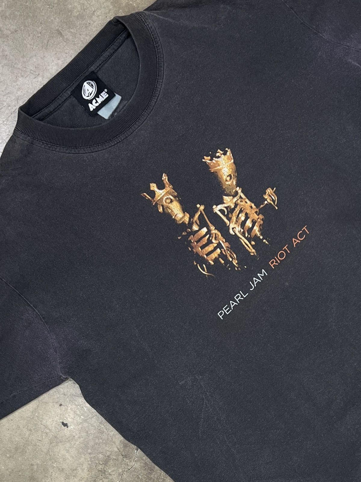 Band Tees Vintage 2003 Pearl Jam Riot Act Japan Australia Tour Large Hoodie, Sweatshirt | FlexRushtees.com