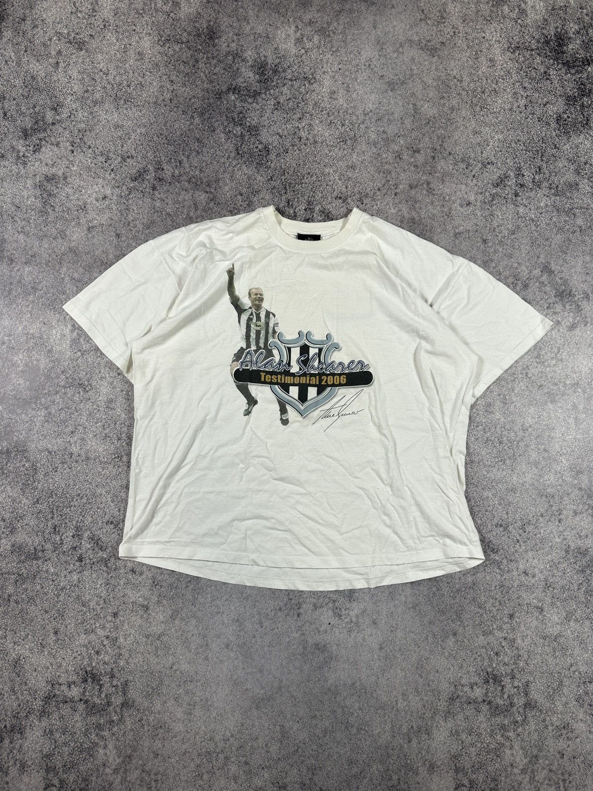 Vintage New Castle 2006 T Shirt Rare Streetwear Soccer Xl Hoodie, Sweatshirt | FlexRushtees.com