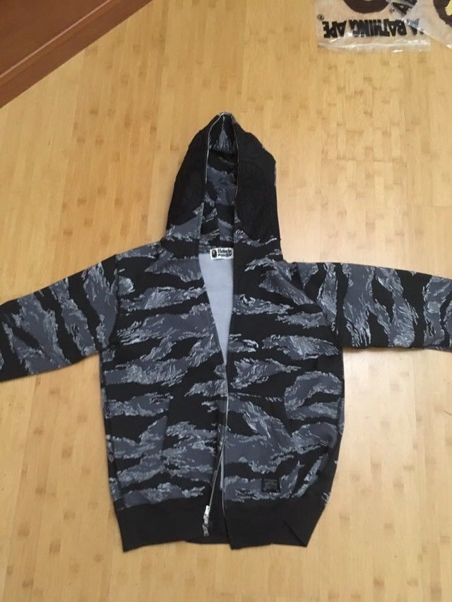 Bape Classic Embroidered Tiger Print Bape Zip Up Hoodie T-Shirts, Sweatshirt | AU16VibeMintTees.com