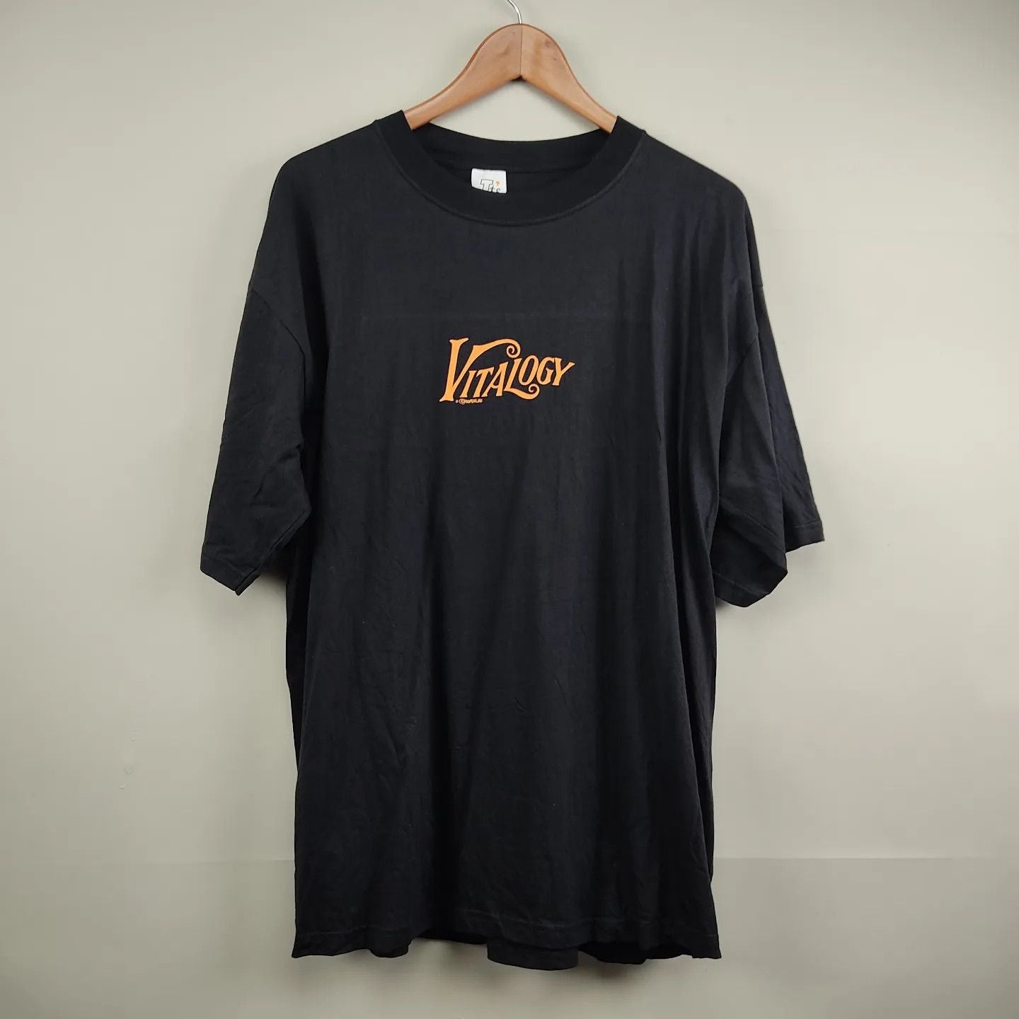 Vintage 1995 Pearl Jam Vitalogy T-Shirts, Hoodie, Sweatshirt | FlexRushtees.com