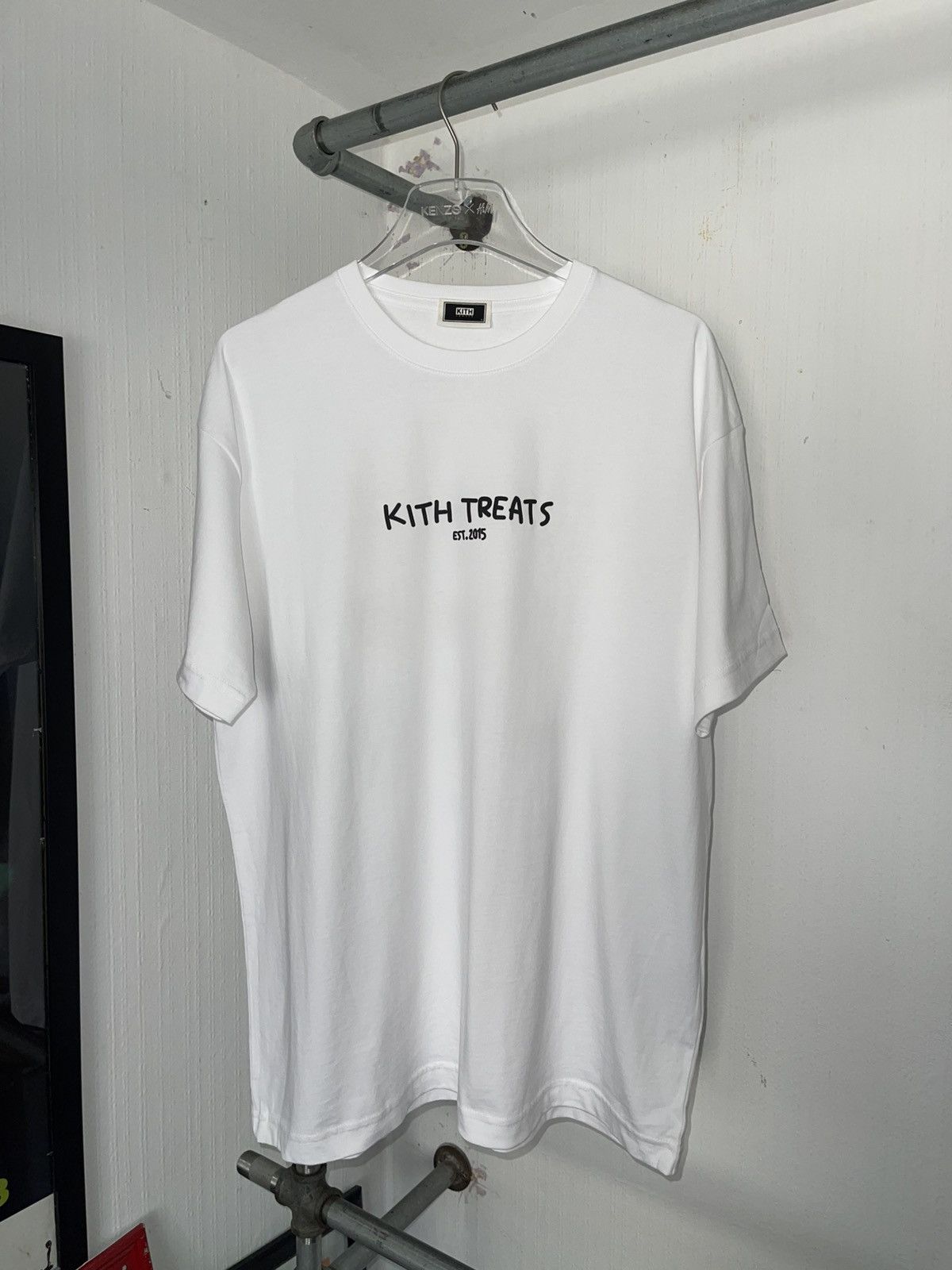 Kith Treats Tee New Hoodie, Sweatshirt | FlexRushtees.com