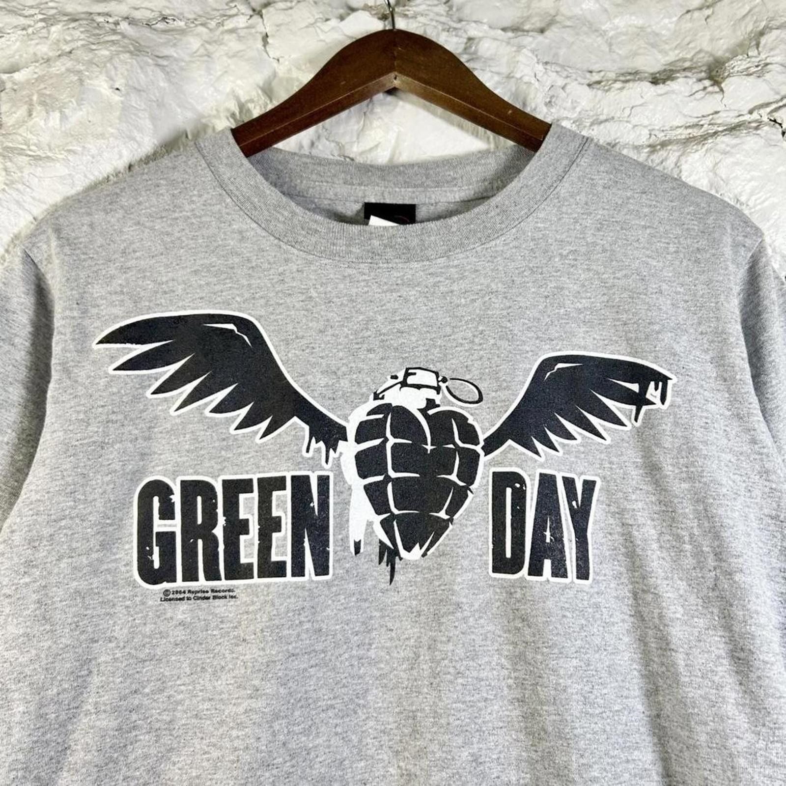 Other 2004 Green Day American Idiot Grenade Wings Tee Size Xl Hoodie, Sweatshirt | FlexRushtees.com